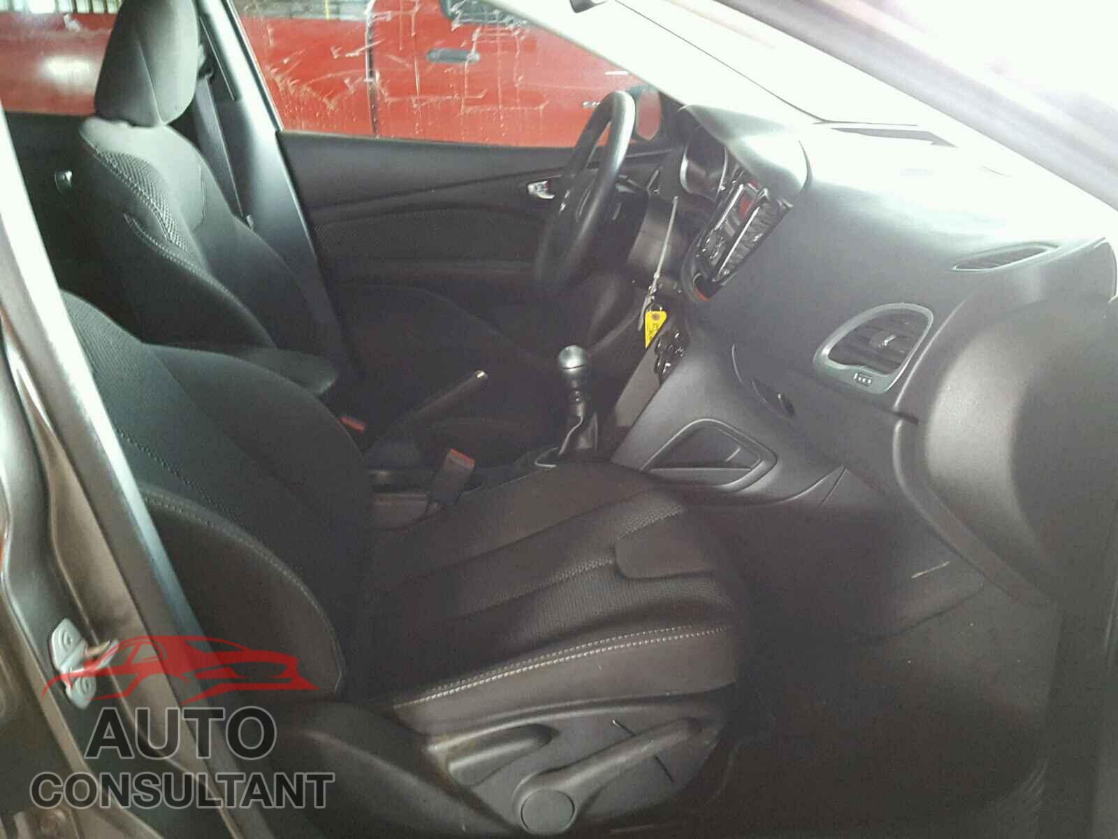 DODGE DART 2015 - 1C3CDFBB3FD180468