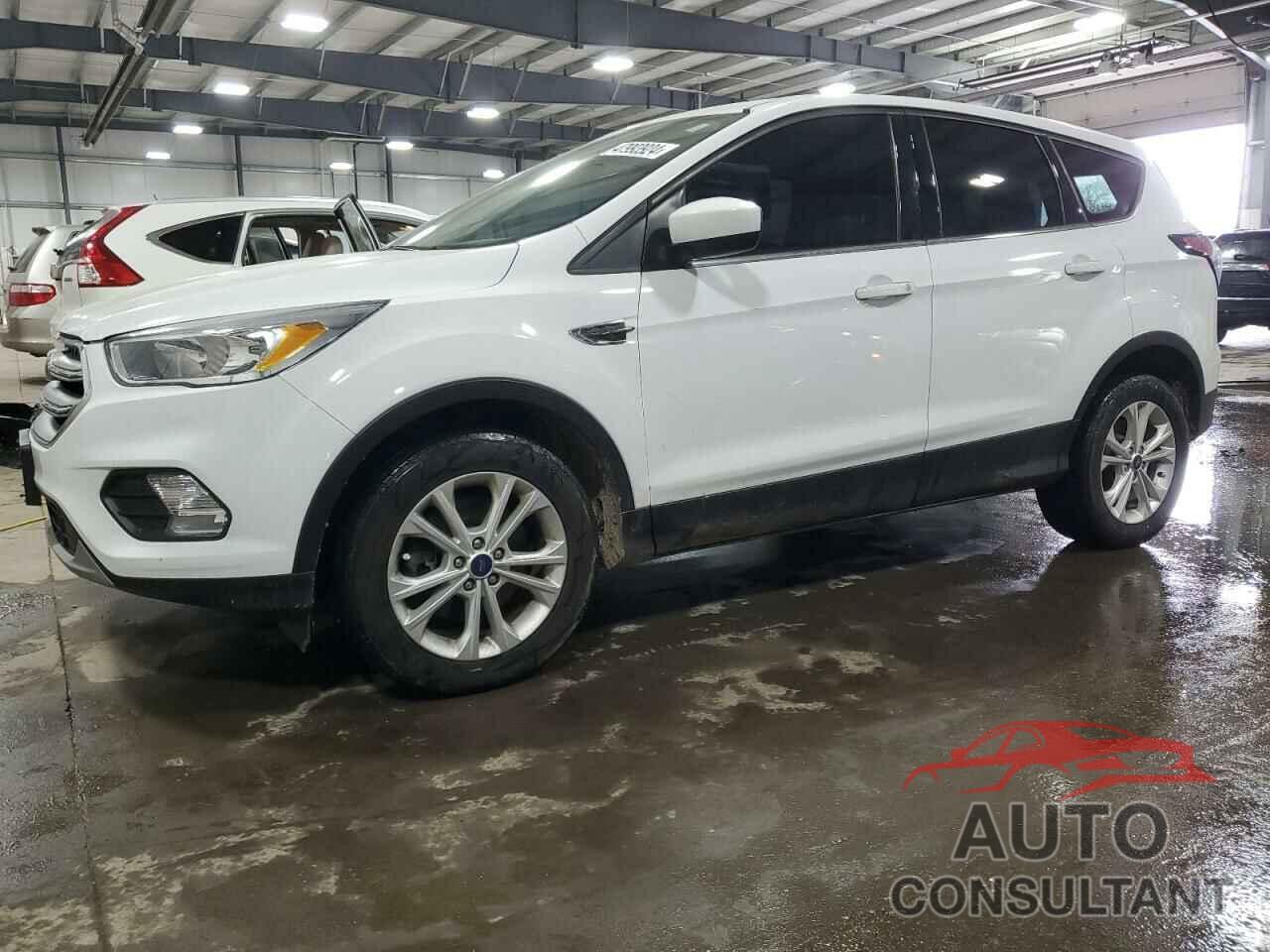 FORD ESCAPE 2017 - 1FMCU9GD9HUE96205