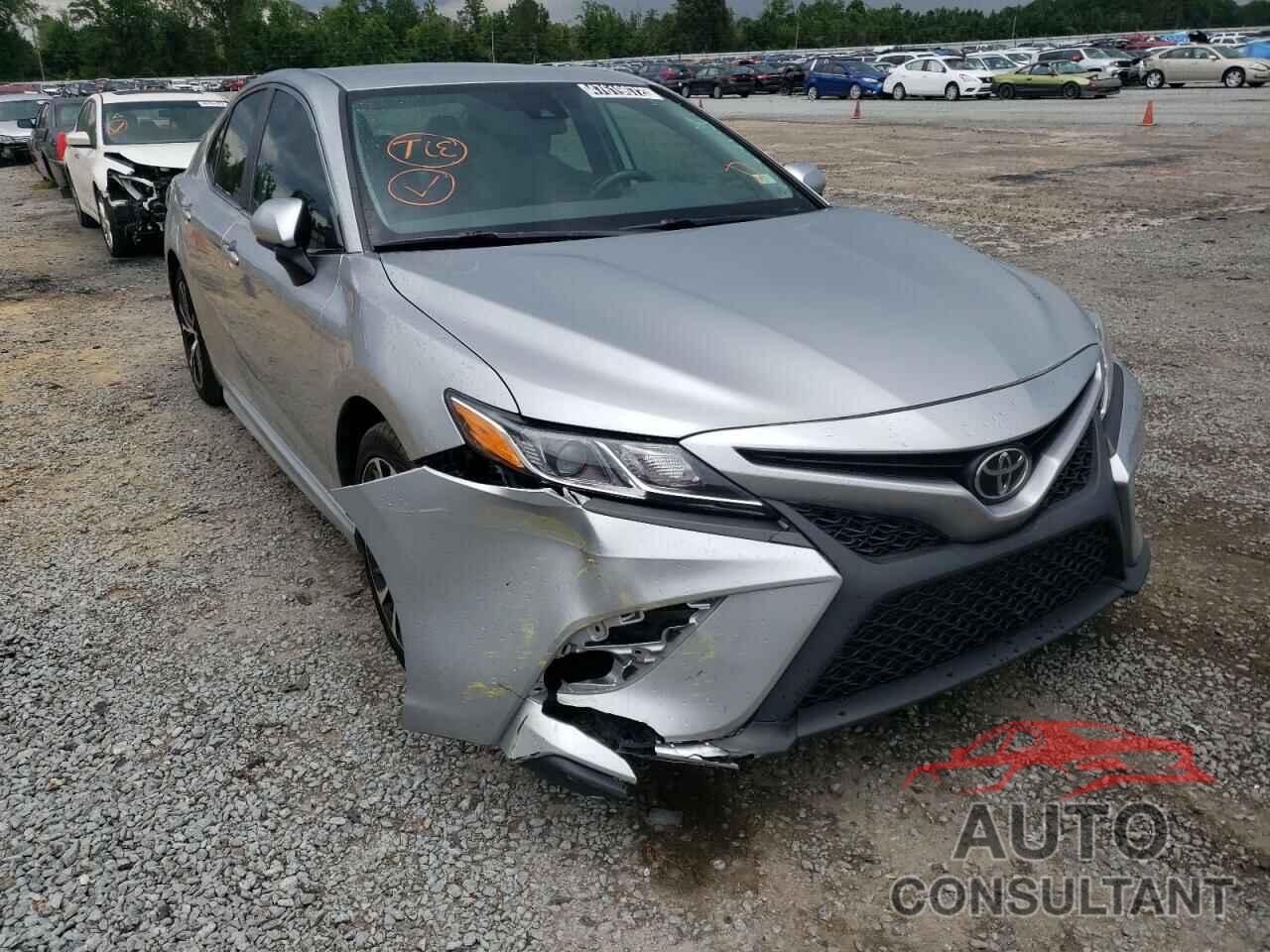 TOYOTA CAMRY 2020 - 4T1G11AK2LU950161