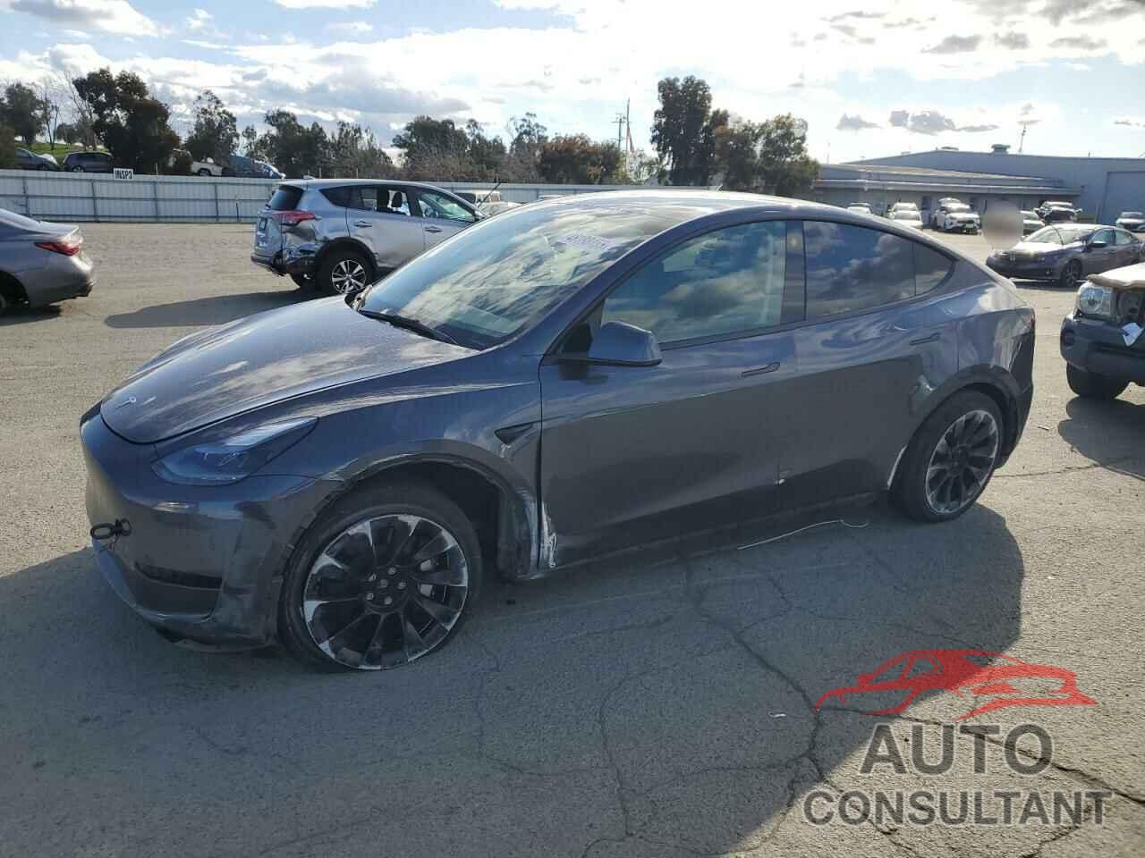 TESLA MODEL Y 2023 - 7SAYGDEE9PF638742