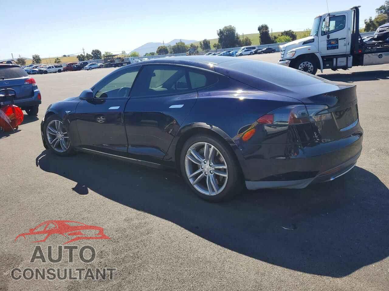 TESLA MODEL S 2014 - 5YJSA1H17EFP40274