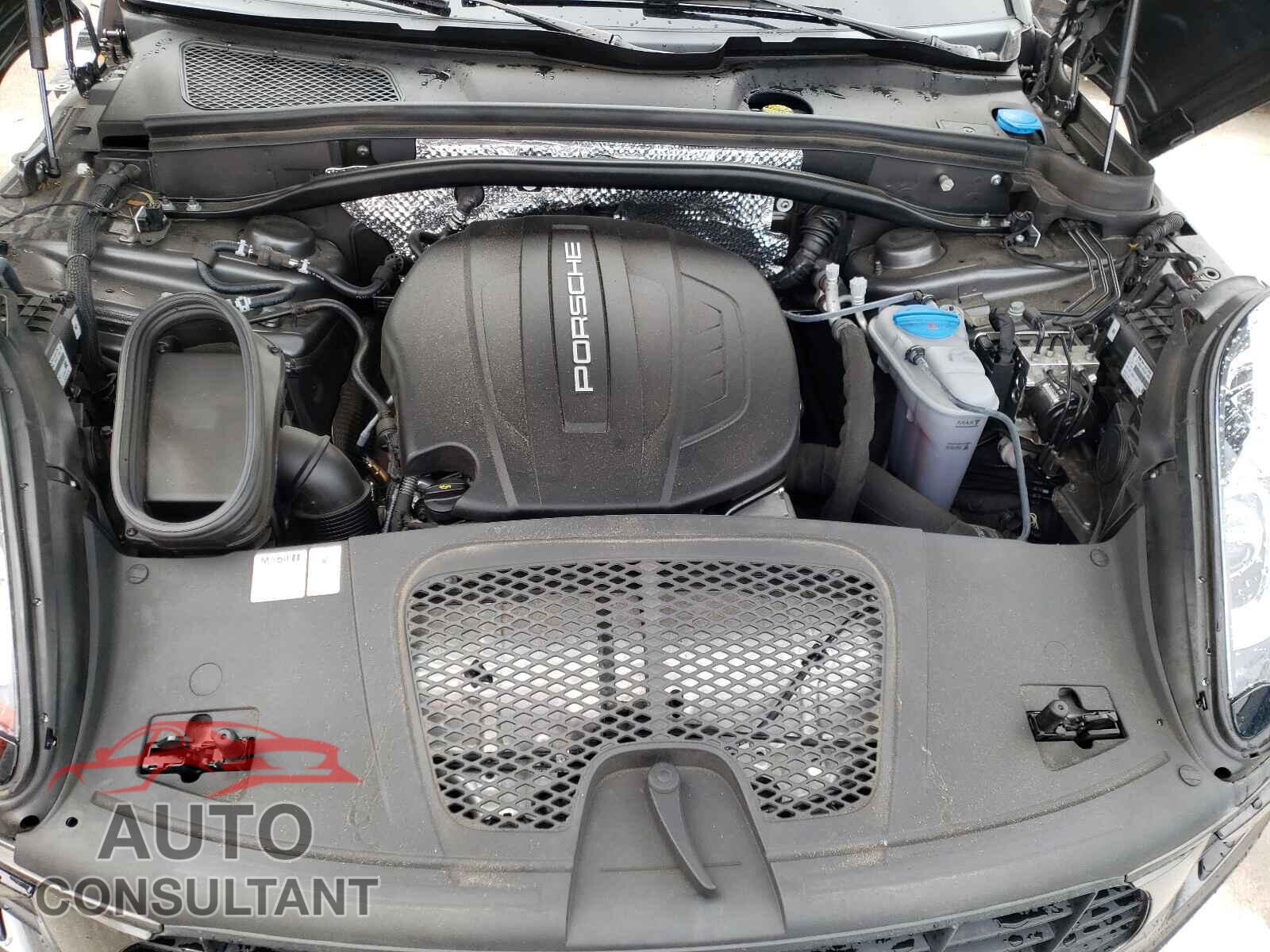 PORSCHE MACAN 2018 - WP1AA2A59JLB12852