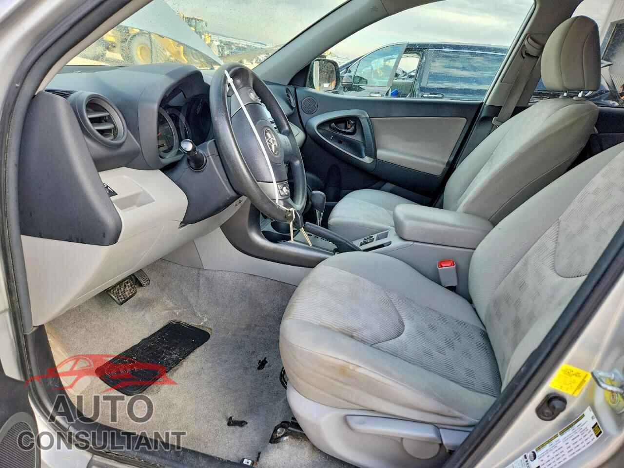 TOYOTA RAV4 2012 - 2T3BF4DV6CW199396