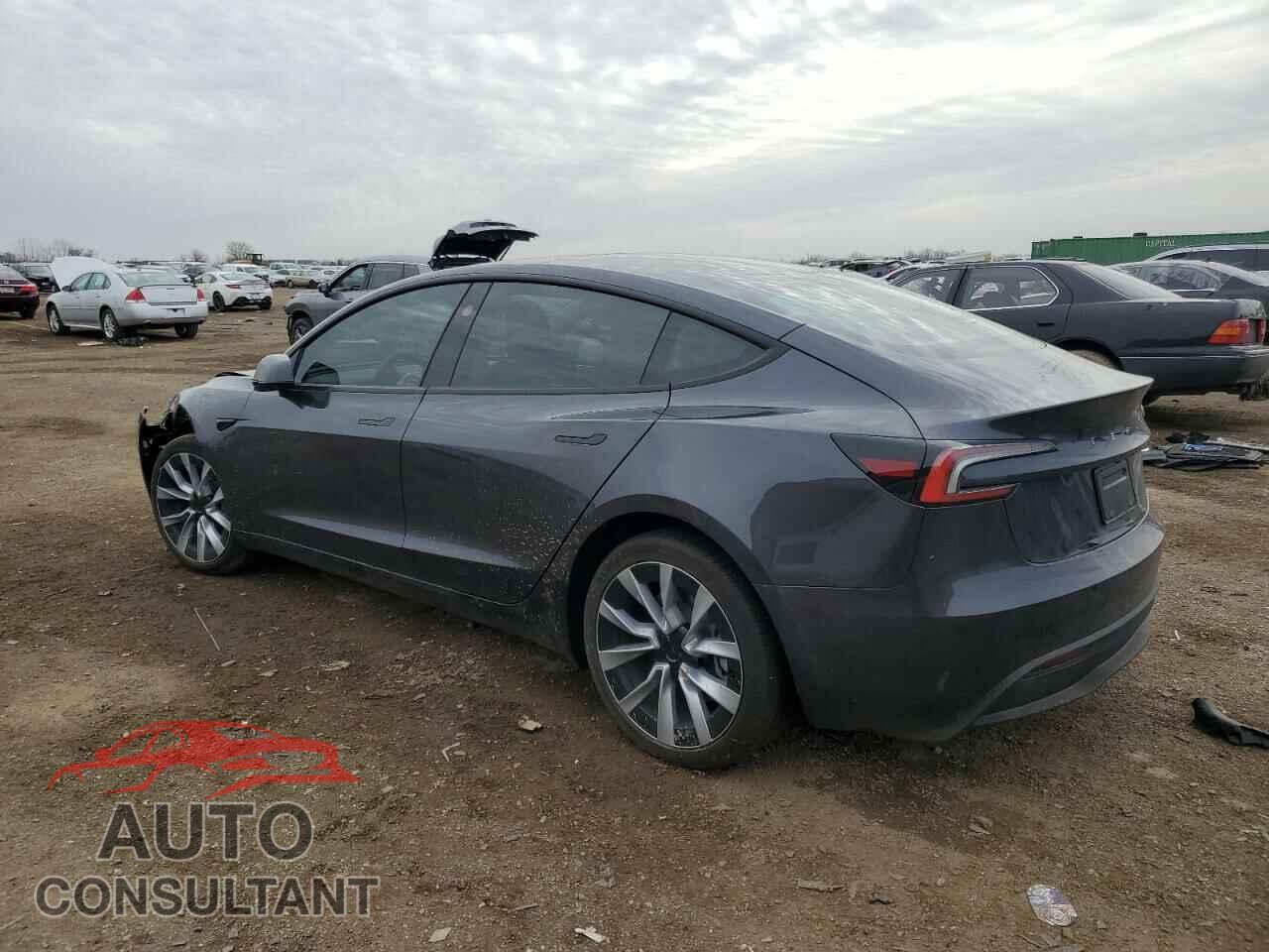 TESLA MODEL 3 2024 - 5YJ3E1EA8RF836952