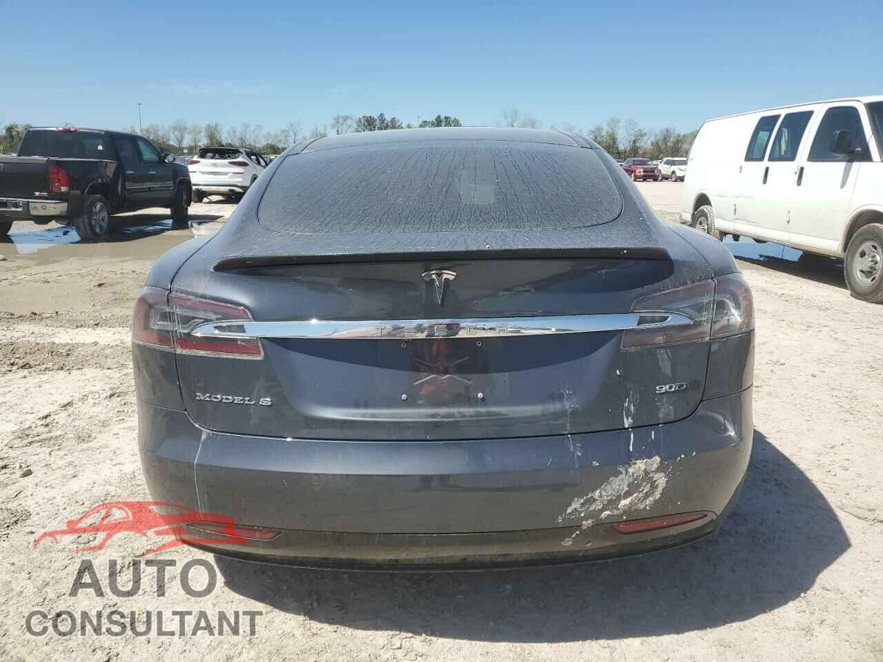 TESLA MODEL S 2017 - 5YJSA1E20HF194600