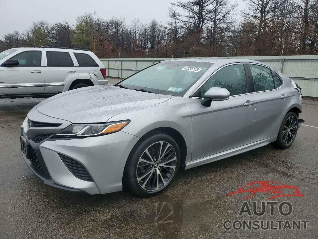 TOYOTA CAMRY 2018 - 4T1B11HK3JU031234