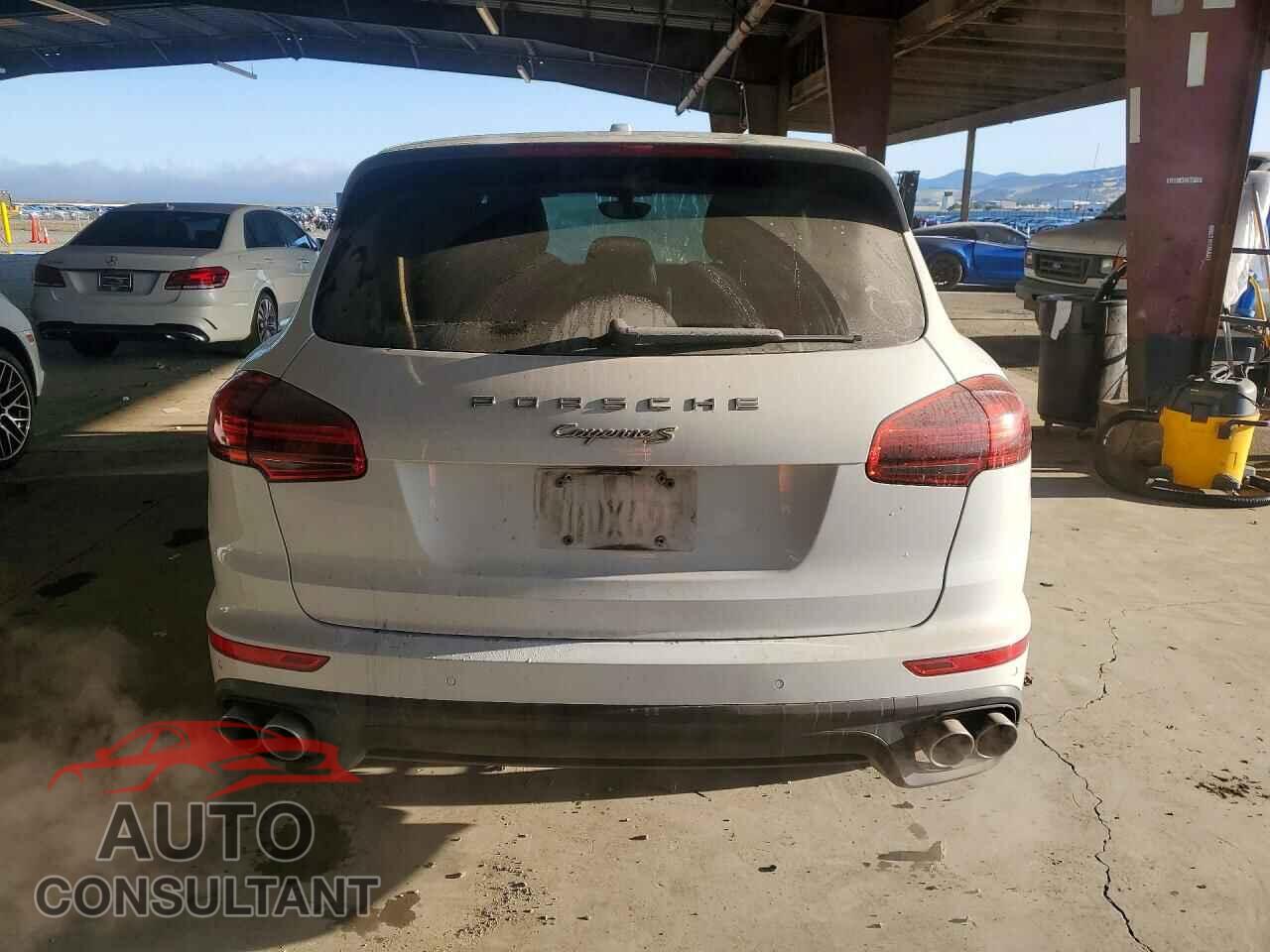 PORSCHE CAYENNE 2017 - WP1AE2A27HLA71206