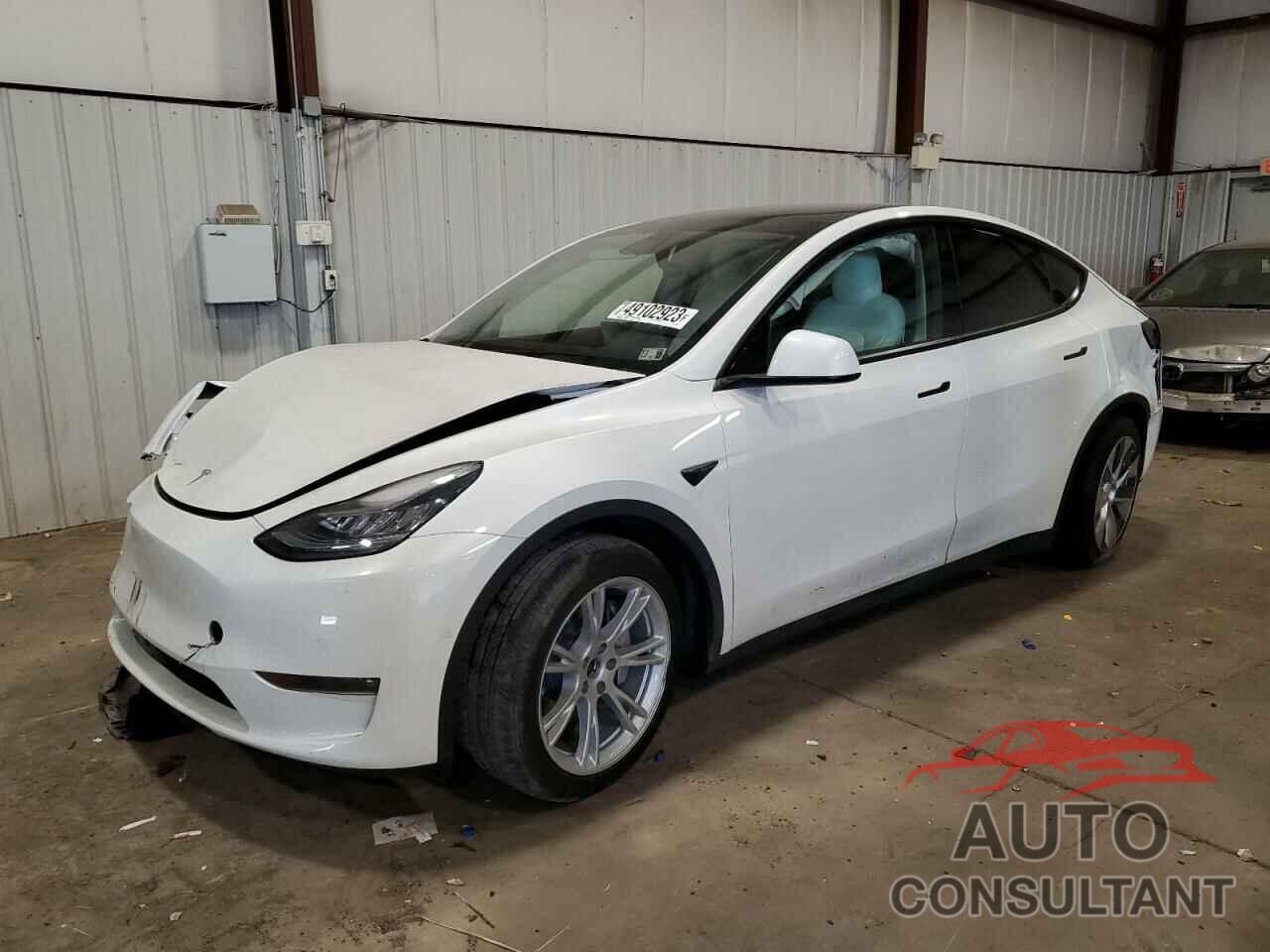 TESLA MODEL Y 2021 - 5YJYGDEE6MF263014