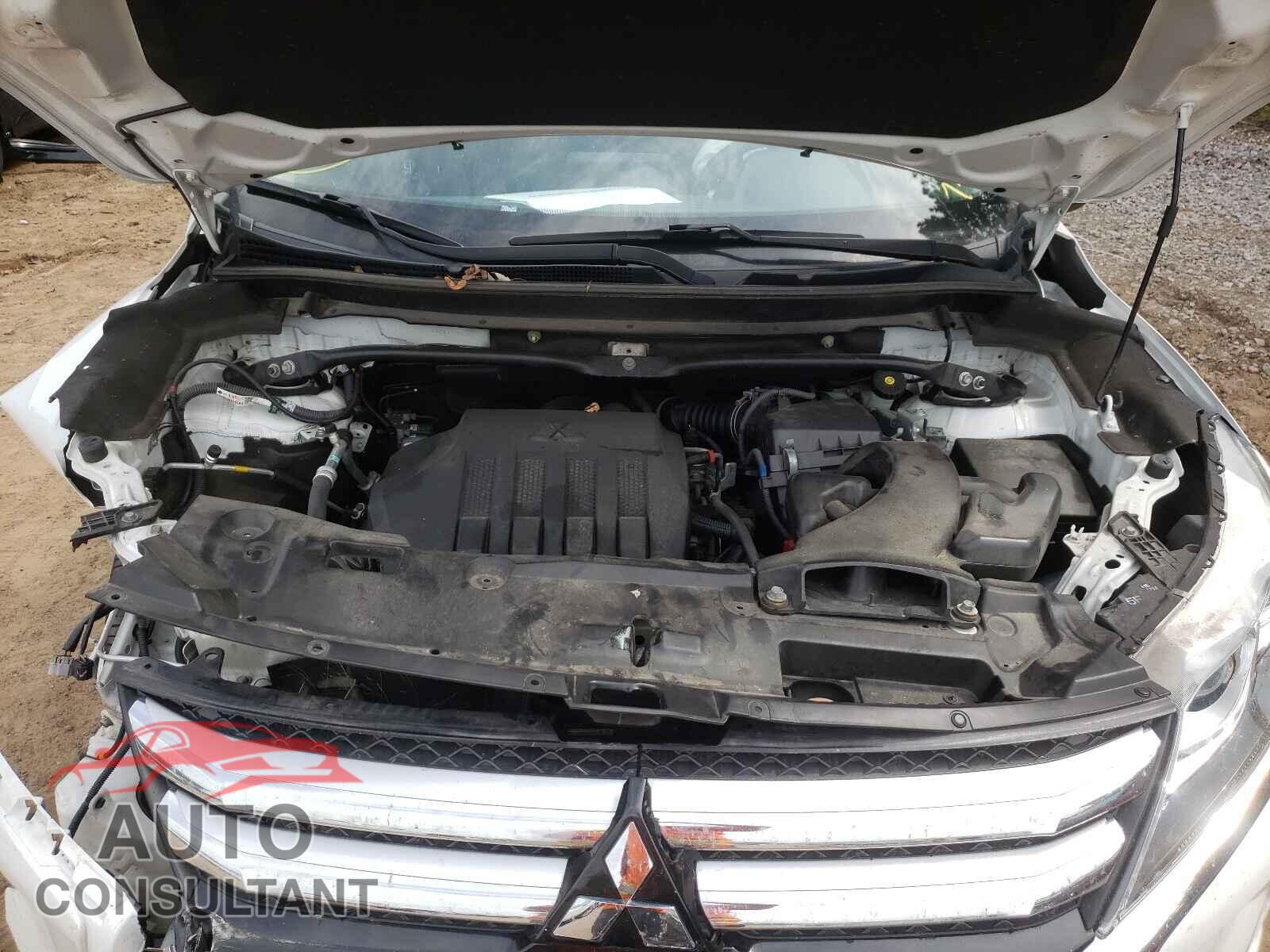 MITSUBISHI ECLIPSE 2018 - JA4AT5AA3JZ065383