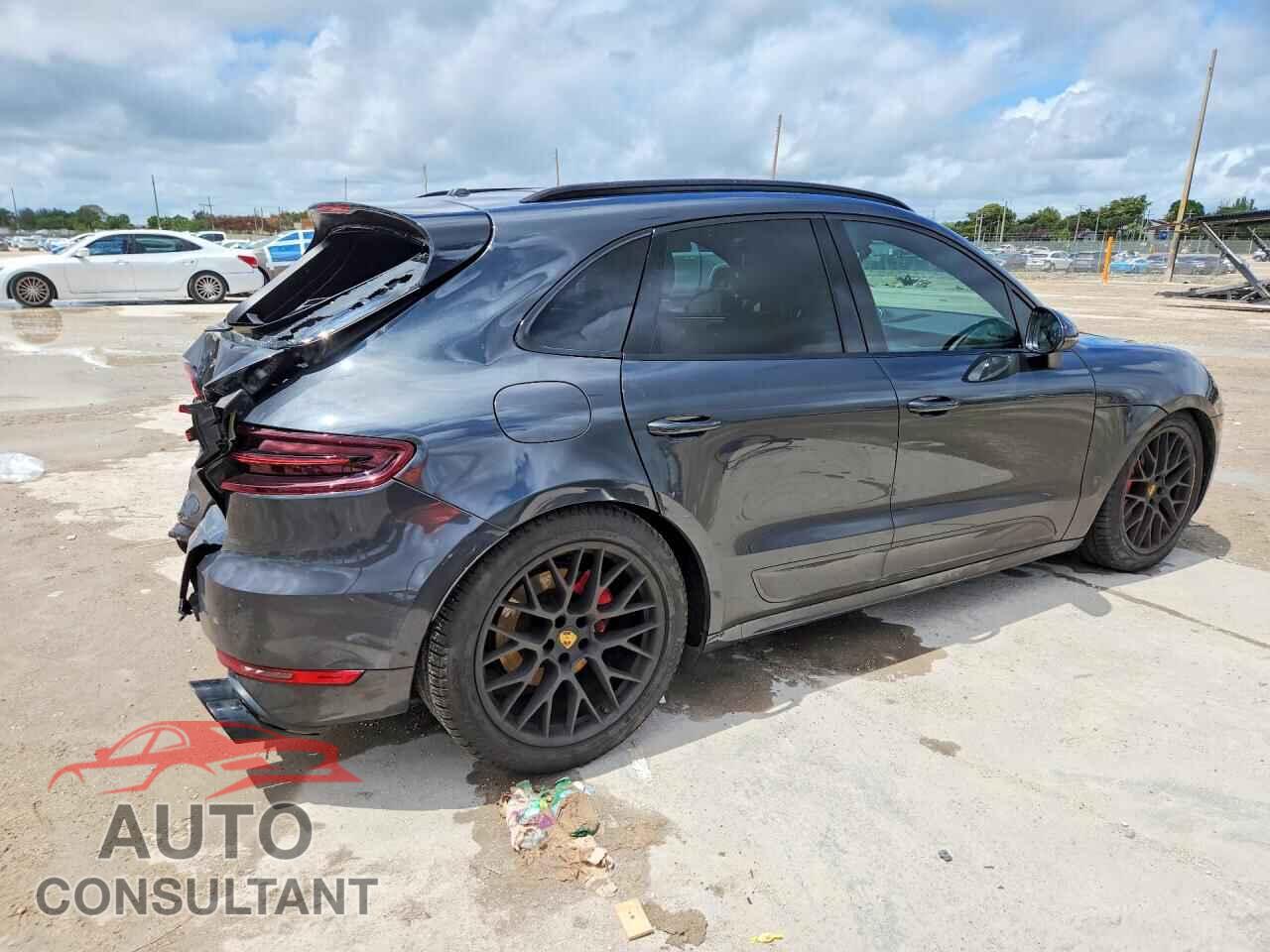 PORSCHE MACAN 2018 - WP1AG2A52JLB60773