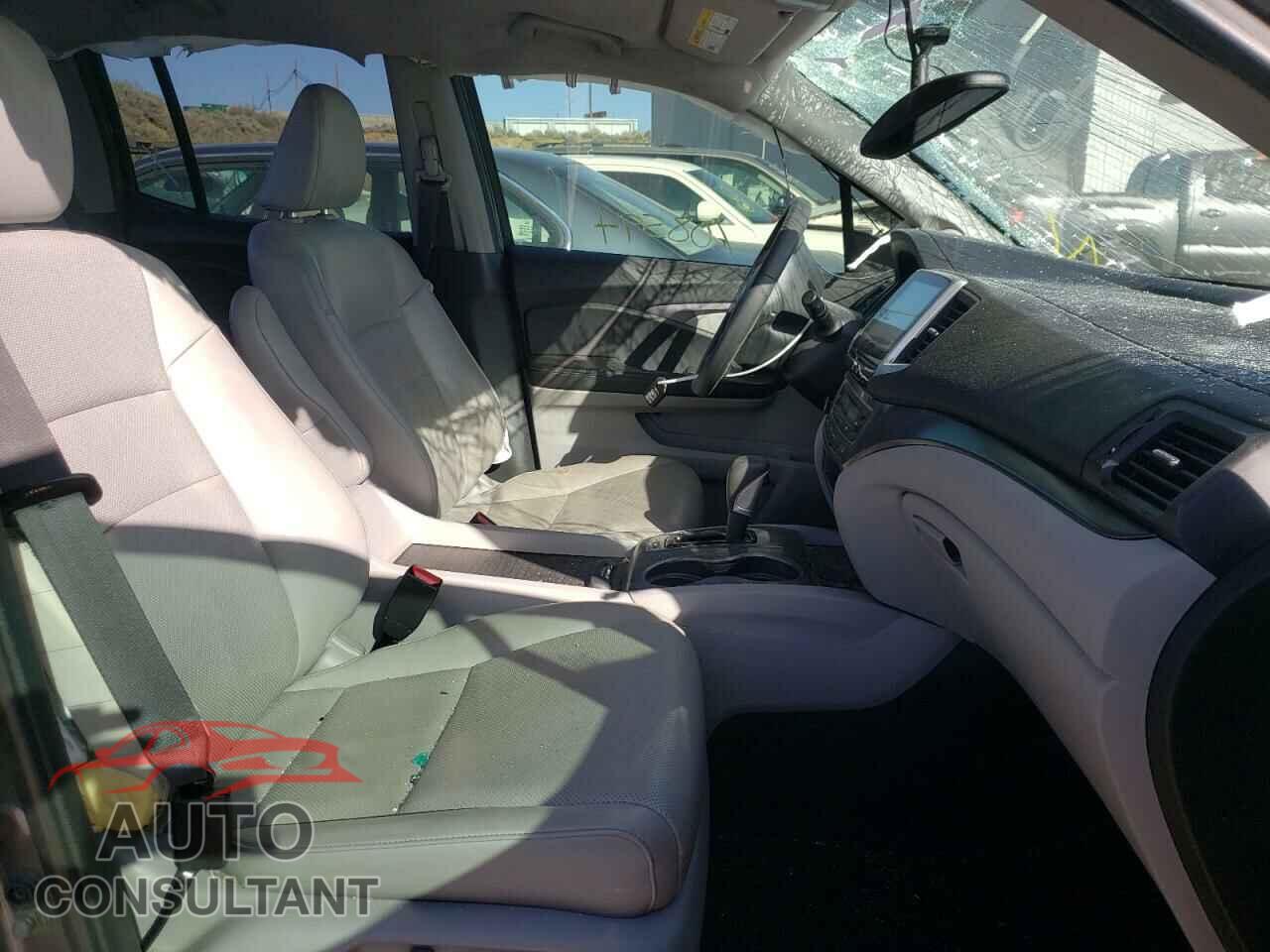 HONDA RIDGELINE 2017 - 5FPYK3F63HB002971