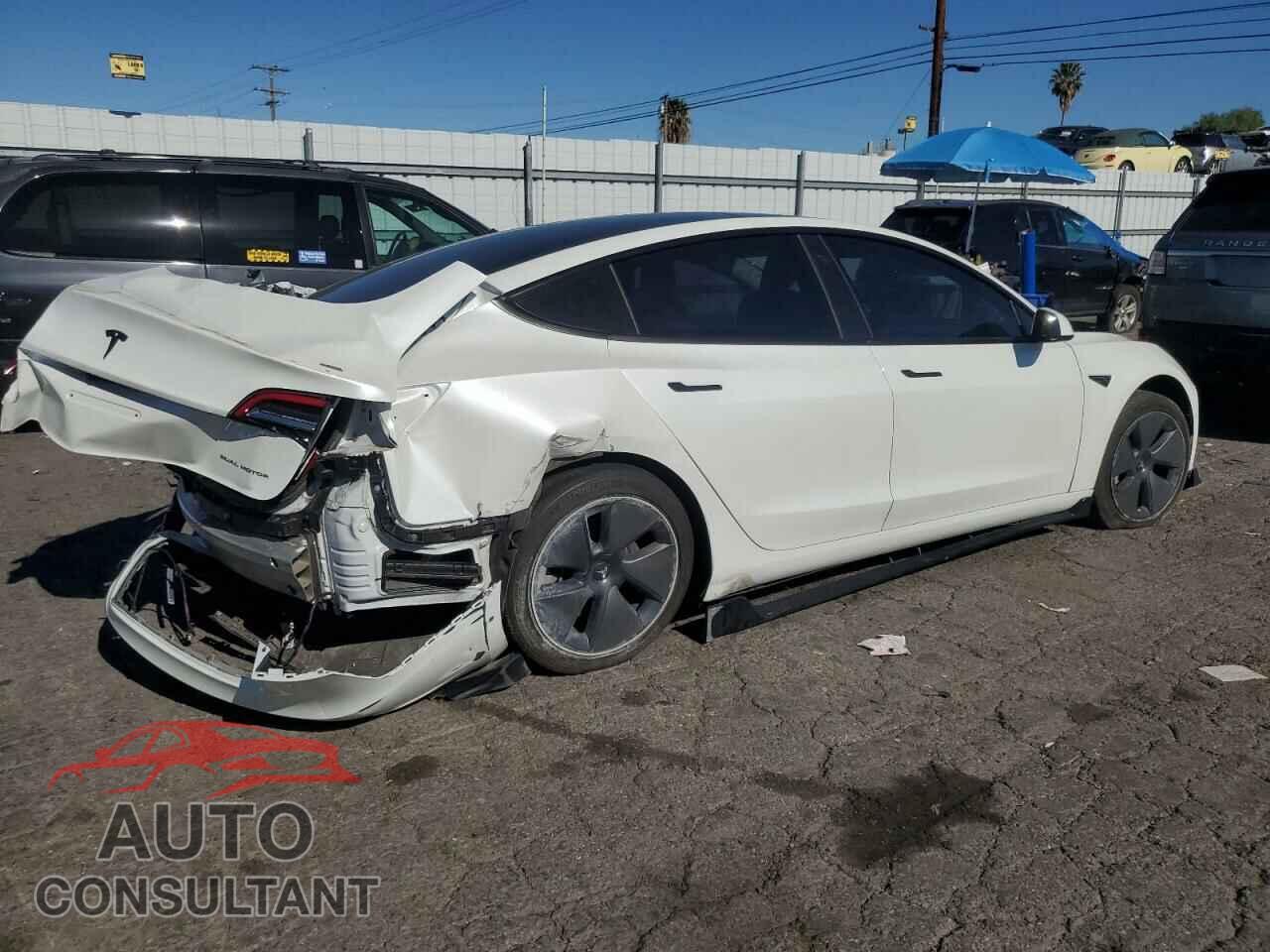 TESLA MODEL 3 2022 - 5YJ3E1EB7NF153403