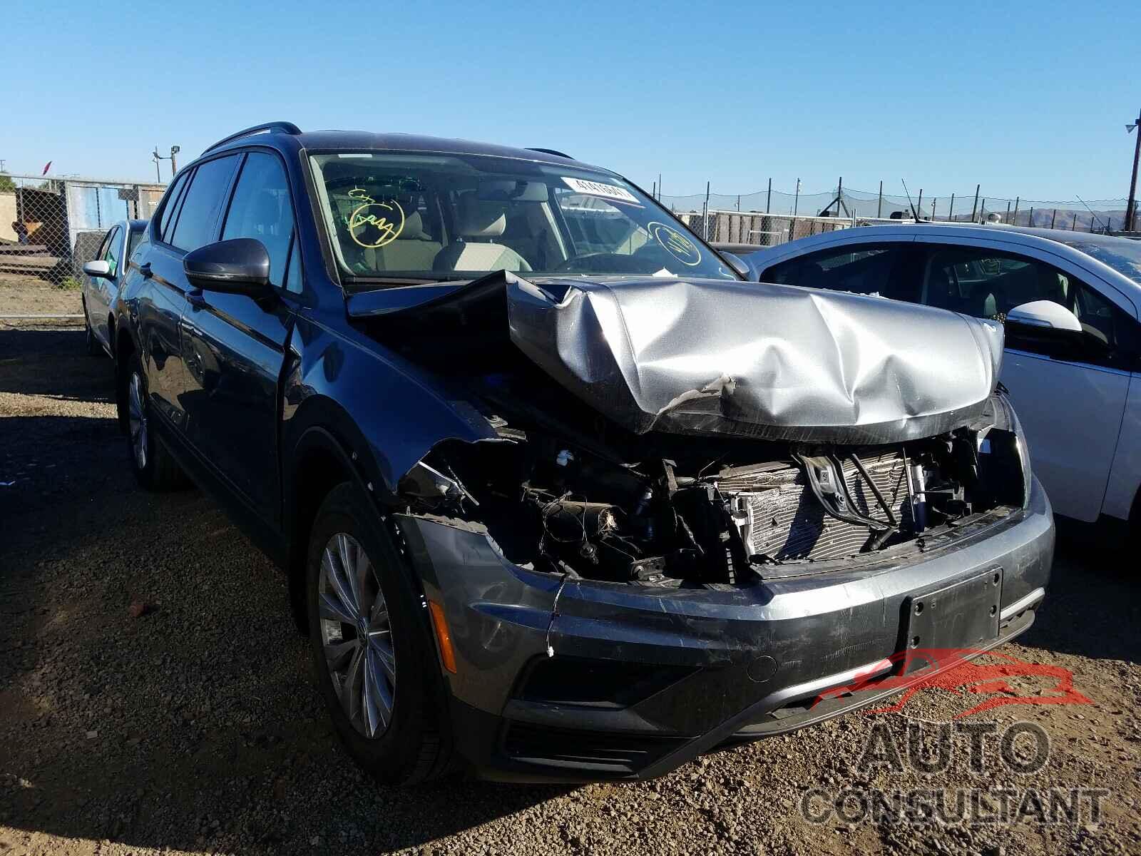 VOLKSWAGEN TIGUAN 2018 - 3VV0B7AX8JM131949
