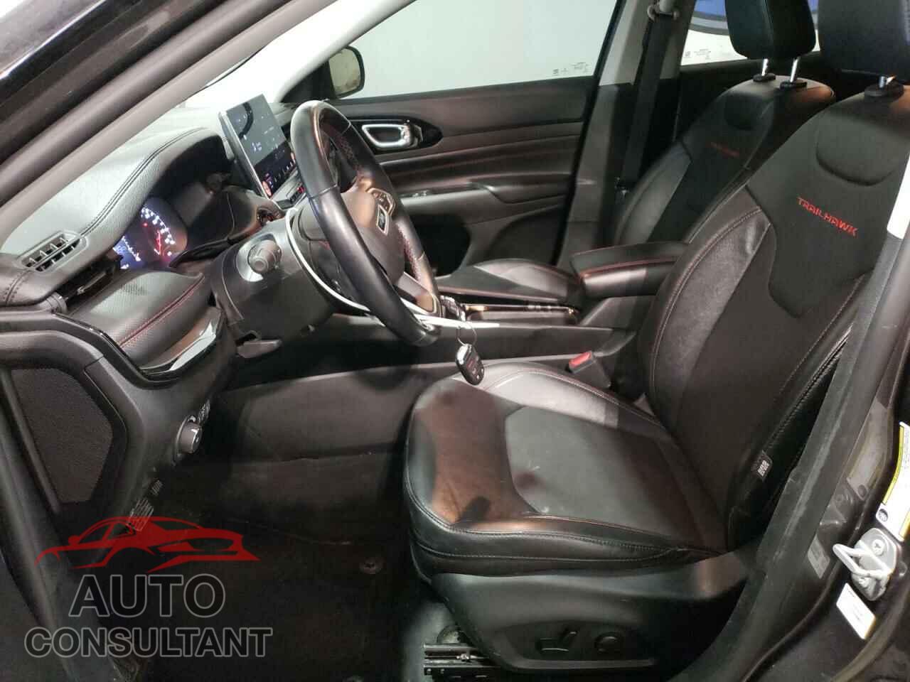 JEEP COMPASS 2022 - 3C4NJDDB0NT158421