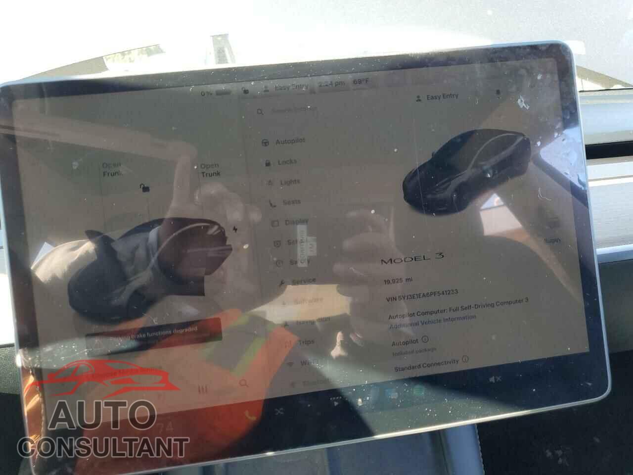 TESLA MODEL 3 2023 - 5YJ3E1EA6PF541233