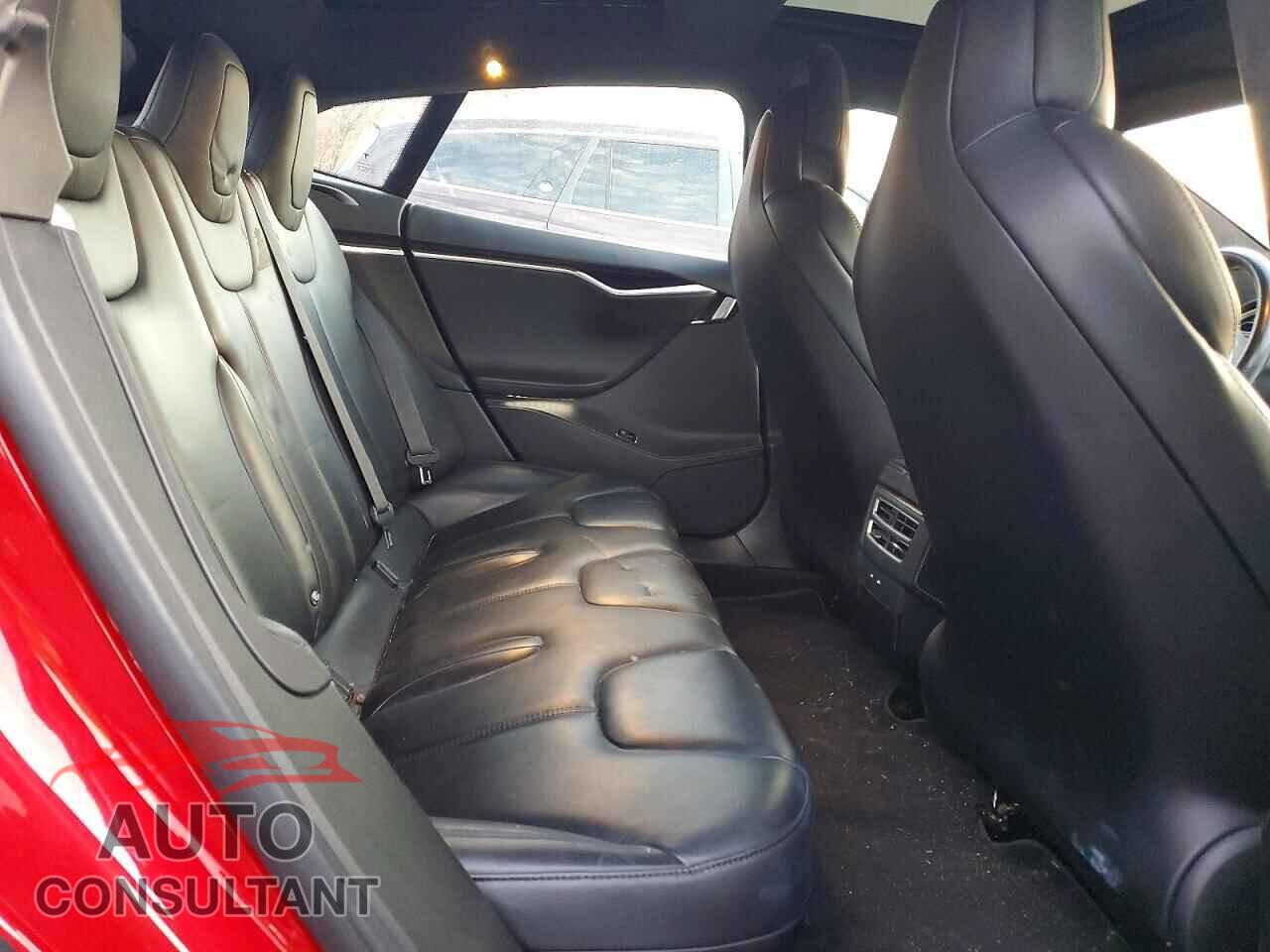 TESLA MODEL S 2017 - 5YJSA1E20HF192698