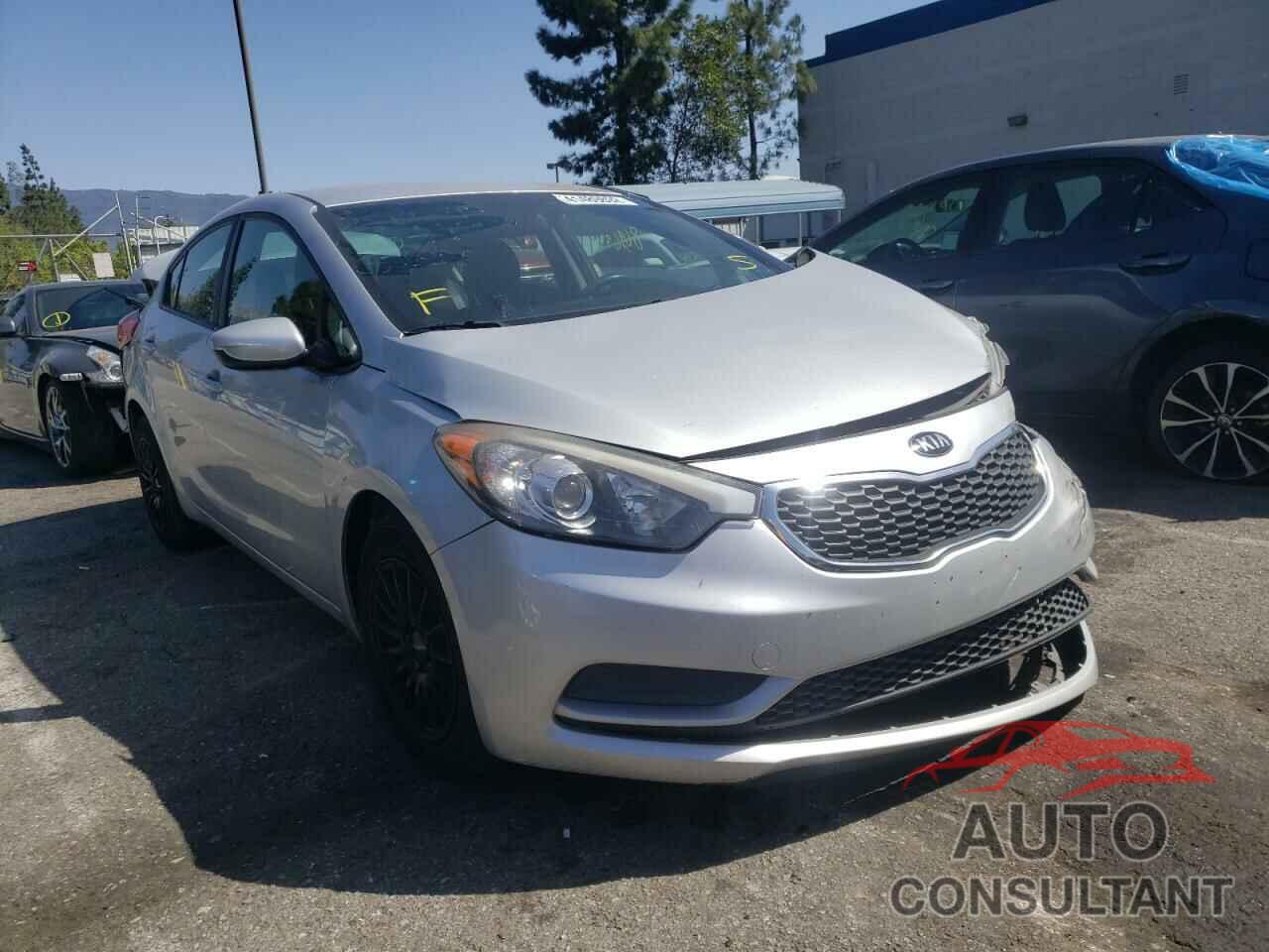 KIA FORTE 2016 - KNAFK4A61G5535752