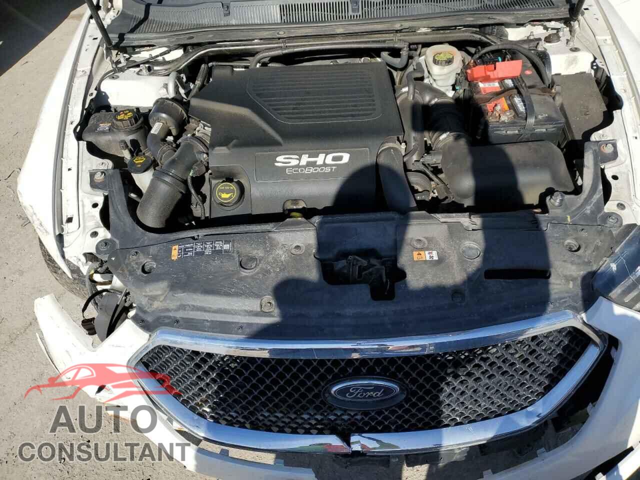FORD TAURUS 2016 - 1FAHP2KTXGG136029