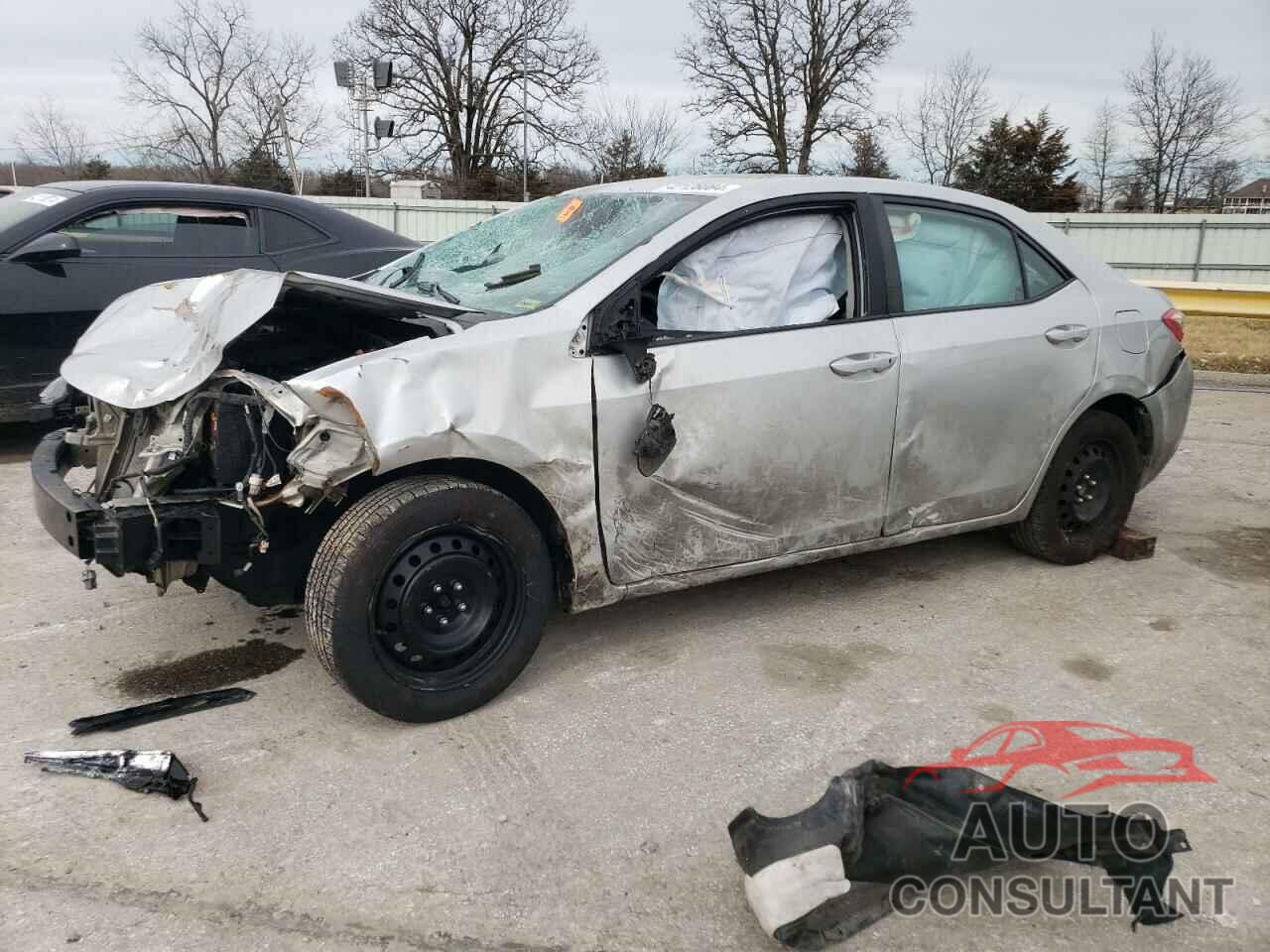 TOYOTA COROLLA 2018 - 5YFBURHE8JP837541