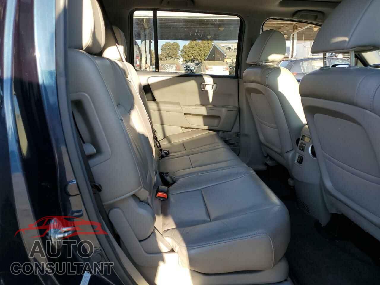 HONDA PILOT 2012 - 5FNYF4H55CB021781