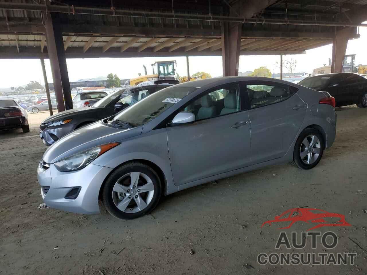 HYUNDAI ELANTRA 2013 - 5NPDH4AE3DH317906