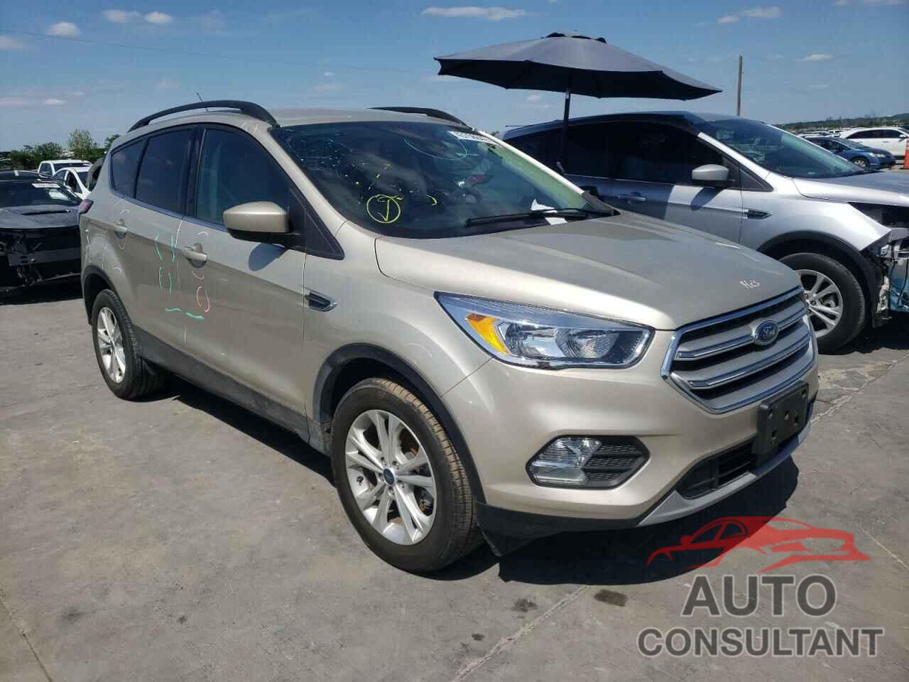 FORD ESCAPE 2018 - 1FMCU0GD7JUD23154