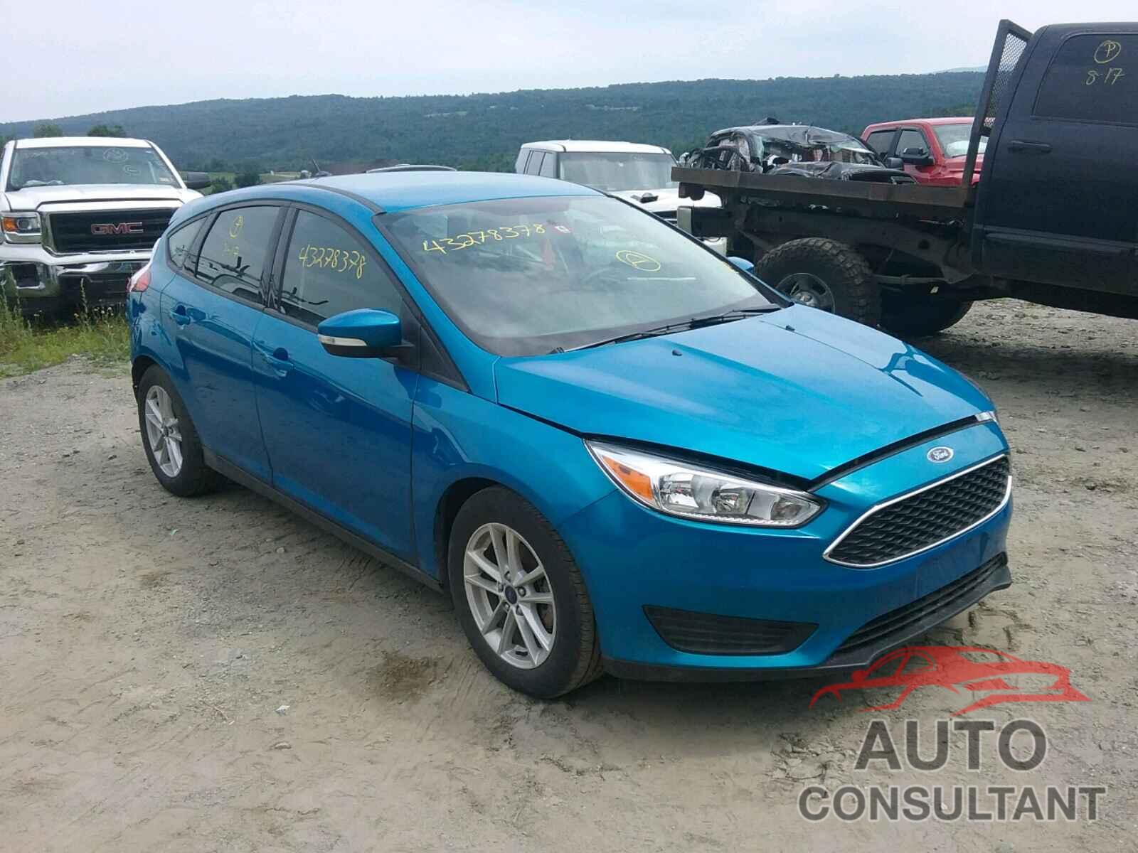 FORD FOCUS 2017 - 1FADP3K29HL240354