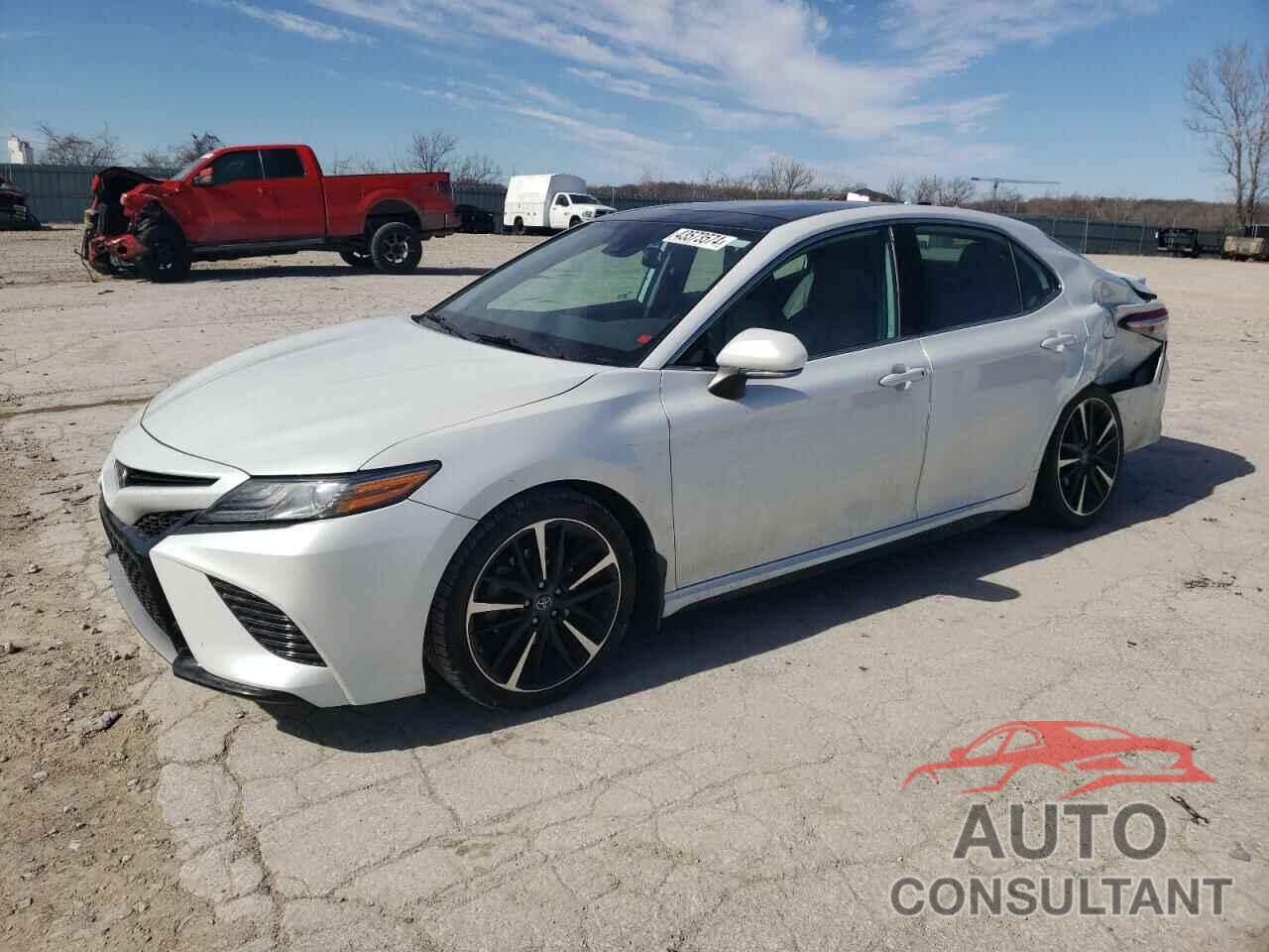 TOYOTA CAMRY 2019 - 4T1B61HK4KU707550