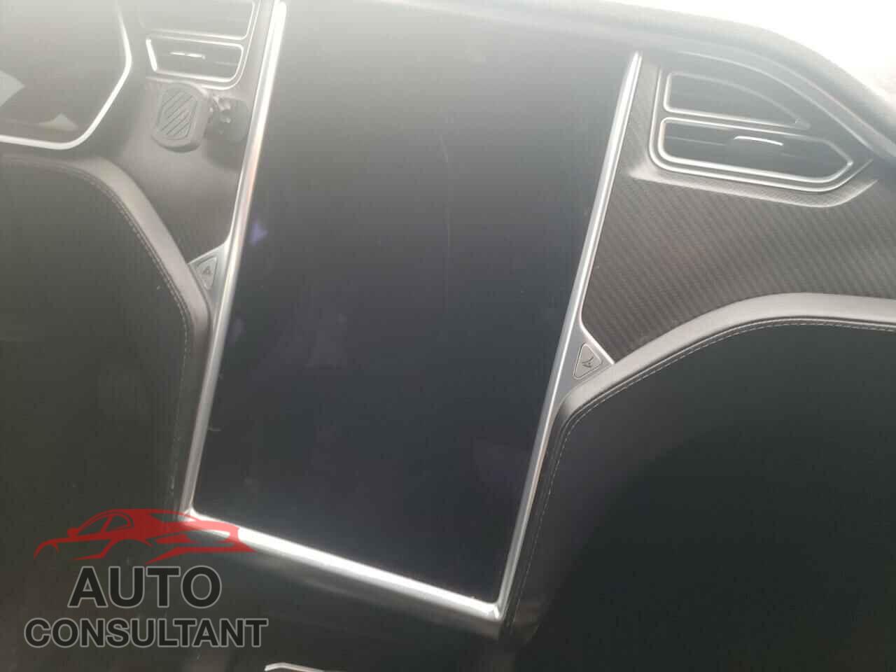 TESLA MODEL S 2017 - 5YJSA1E26HF194617