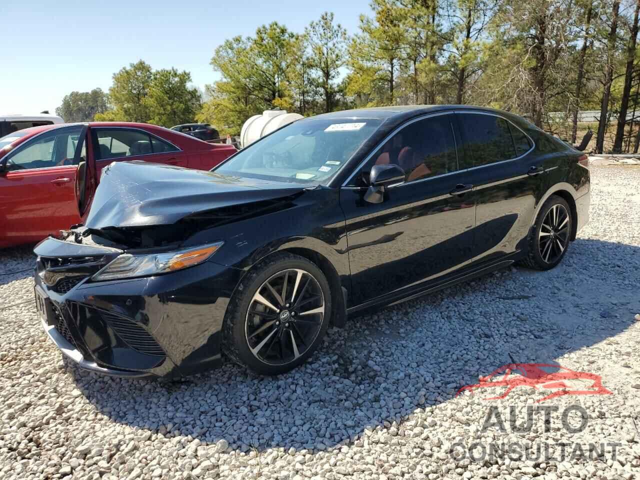 TOYOTA CAMRY 2018 - 4T1B61HK3JU115717