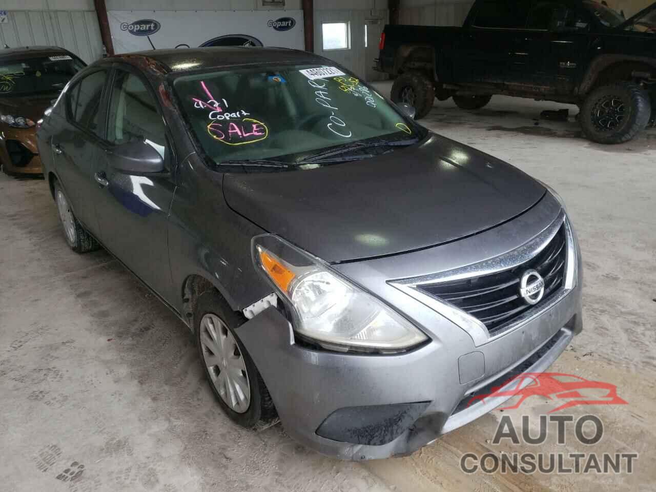 NISSAN VERSA 2018 - 3N1CN7AP5JL813652
