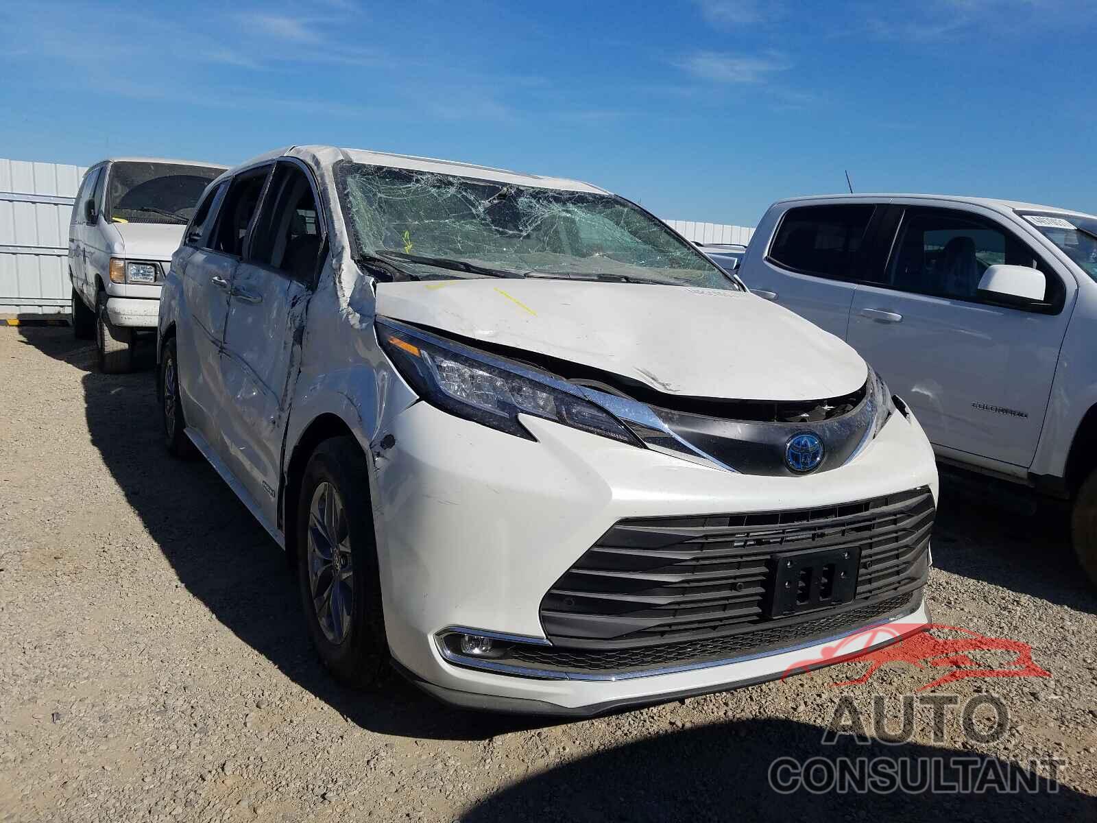 TOYOTA SIENNA 2021 - 5TDYRKECXMS034232