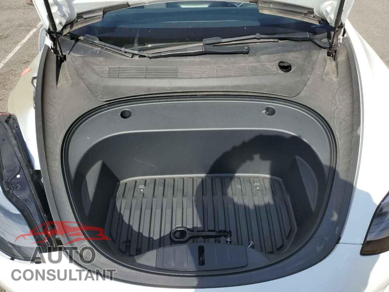 TESLA MODEL 3 2023 - 5YJ3E1EA4PF461784