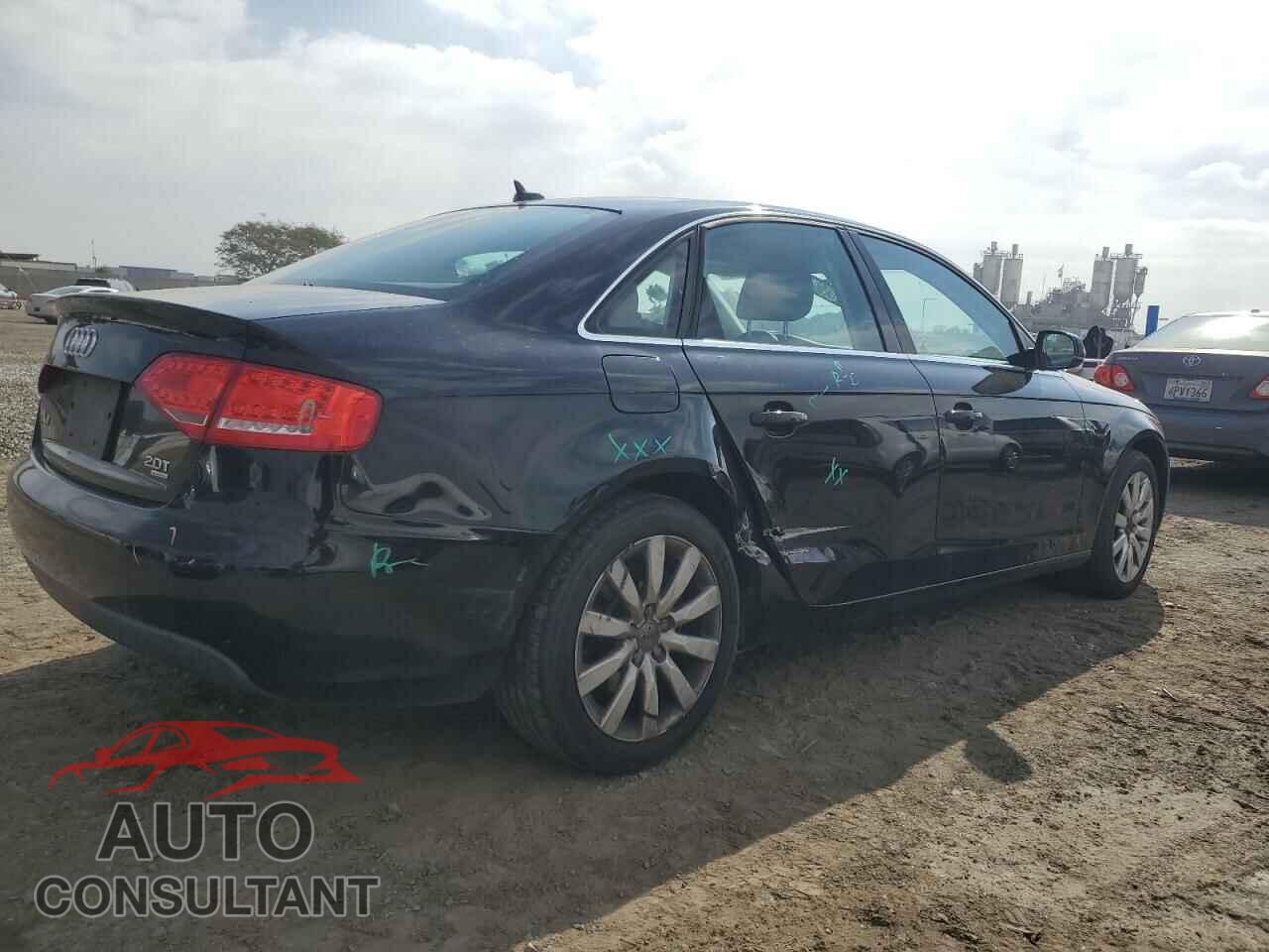 AUDI A4 2012 - WAUBFAFL1CN010622