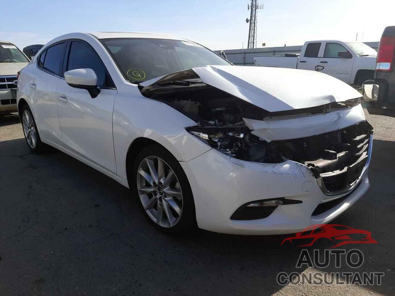 MAZDA 3 2017 - 3MZBN1V7XHM123638