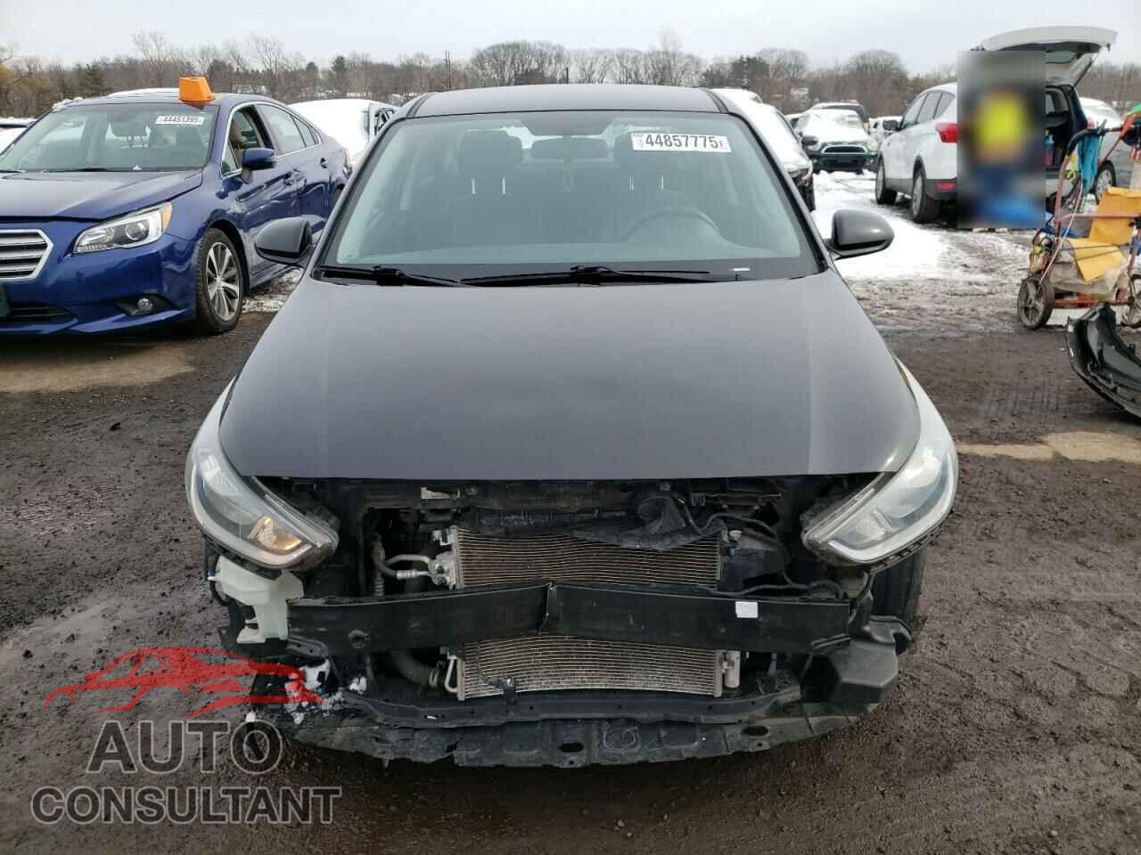 HYUNDAI ACCENT 2019 - 3KPC24A38KE044930