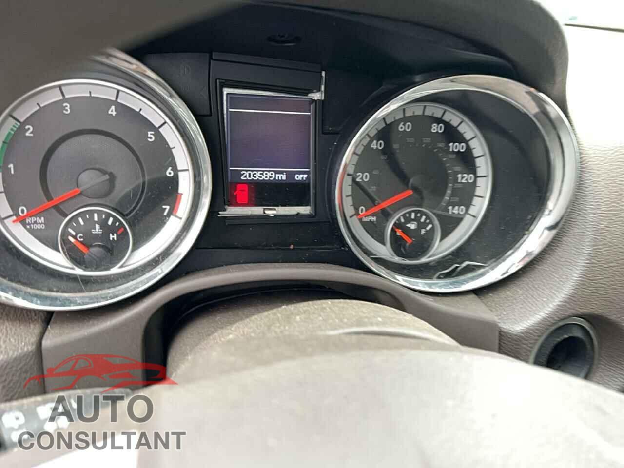 DODGE DURANGO 2012 - 1C4RDJAG4CC318106