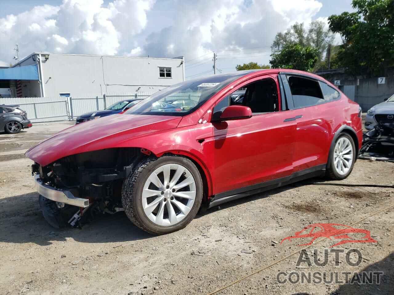 TESLA MODEL X 2023 - 7SAXCBE5XPF367136