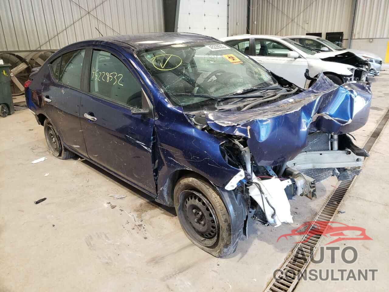 NISSAN VERSA 2018 - 3N1CN7AP4JL806949