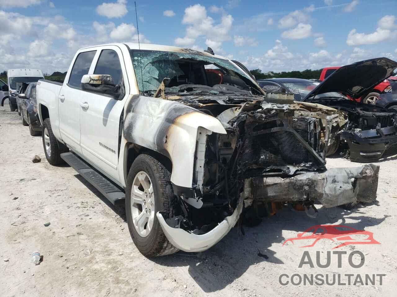 CHEVROLET SILVERADO 2017 - 3GCUKREC6HG141651