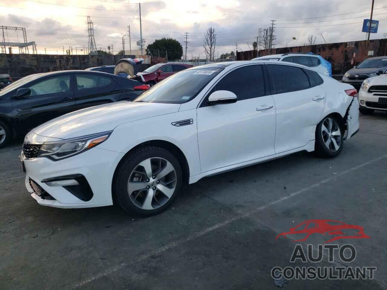KIA OPTIMA 2019 - 5XXGT4L33KG320613