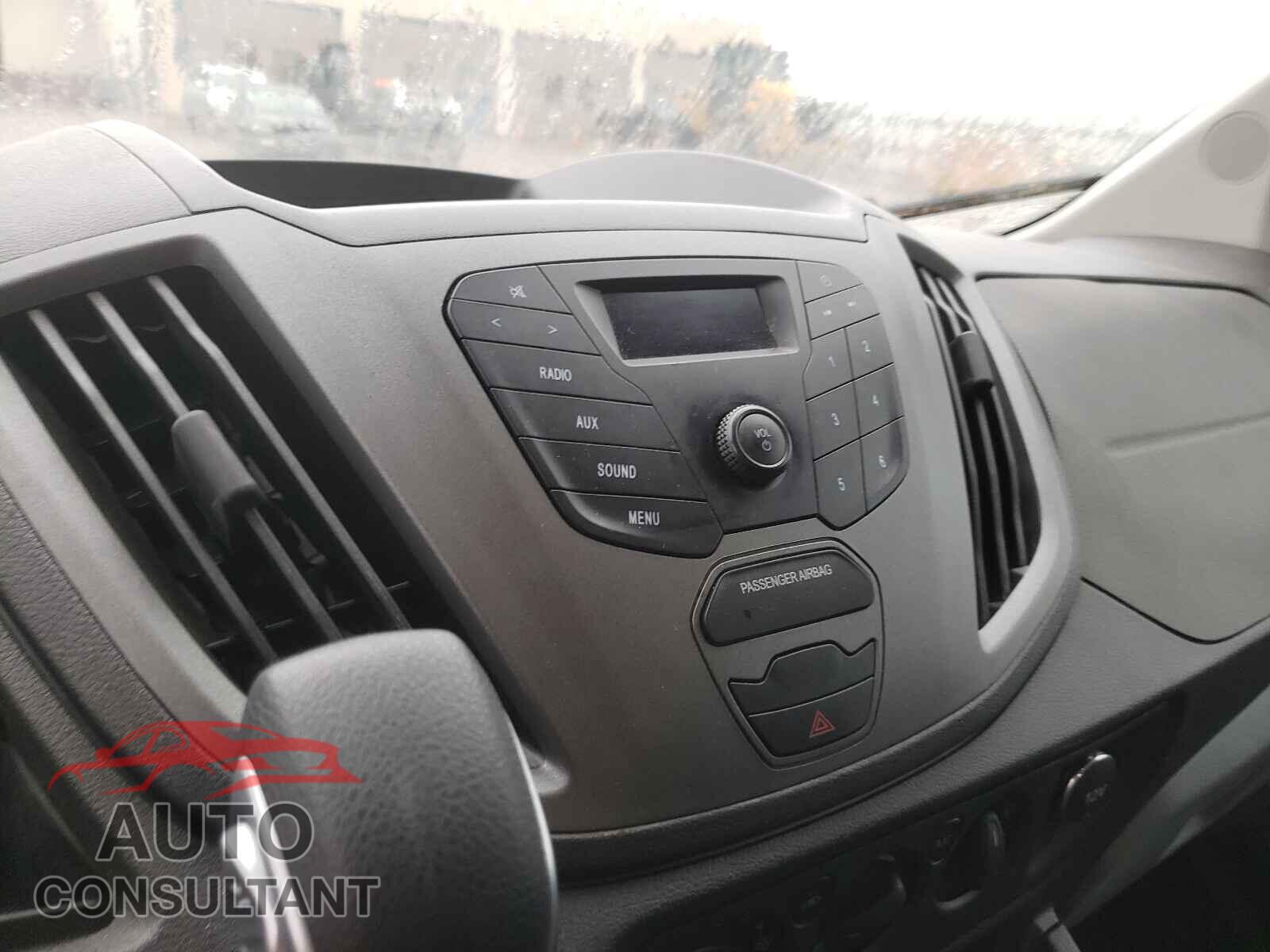 FORD TRANSIT CO 2017 - 1FTYR2ZM5HKA87016
