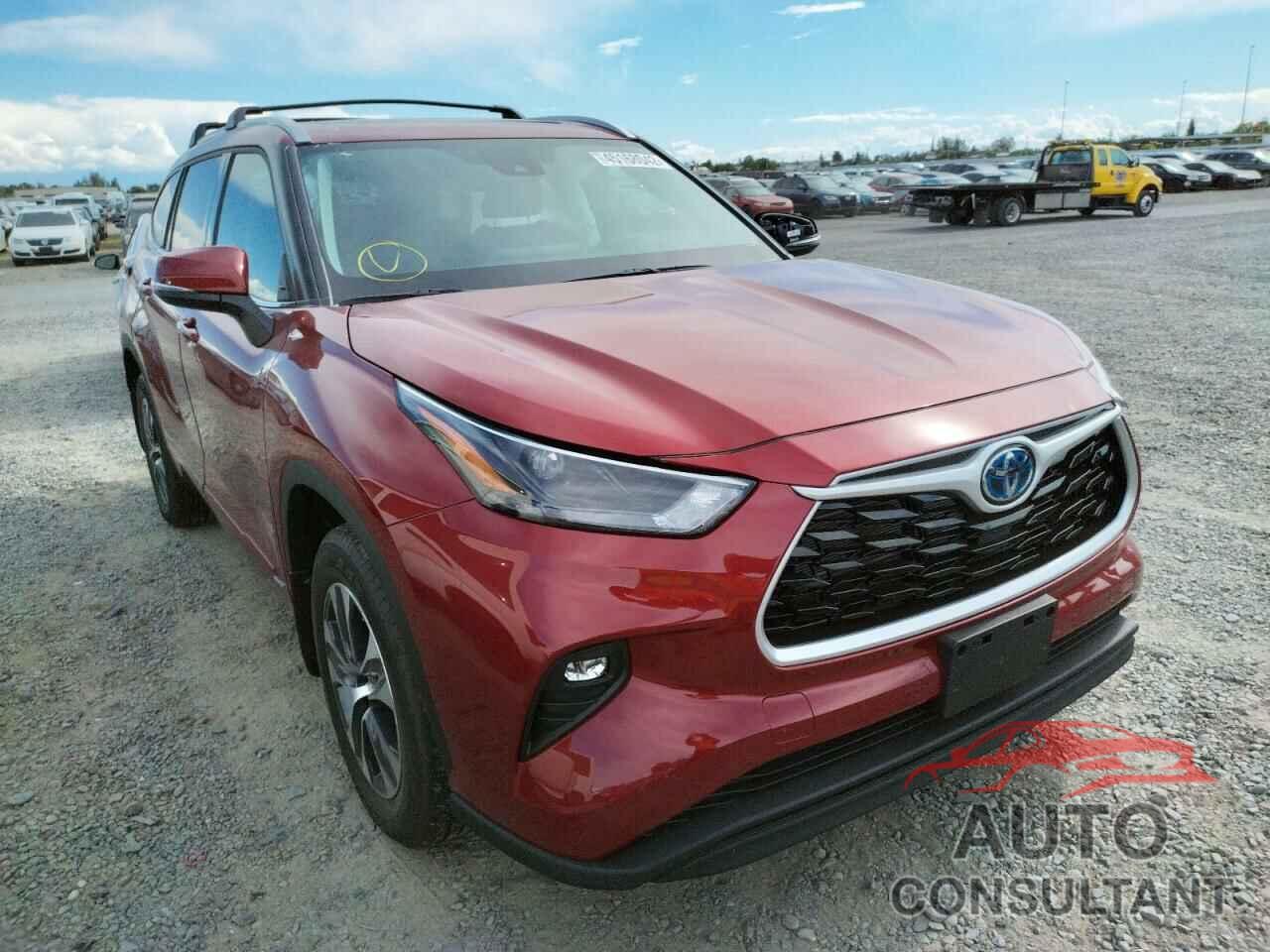 TOYOTA HIGHLANDER 2022 - 5TDHBRCH5NS541004