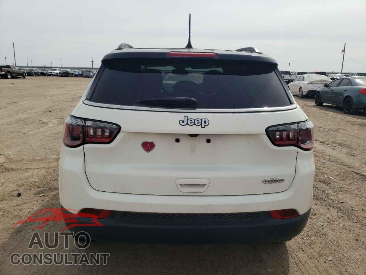 JEEP COMPASS 2018 - 3C4NJCBB2JT137223