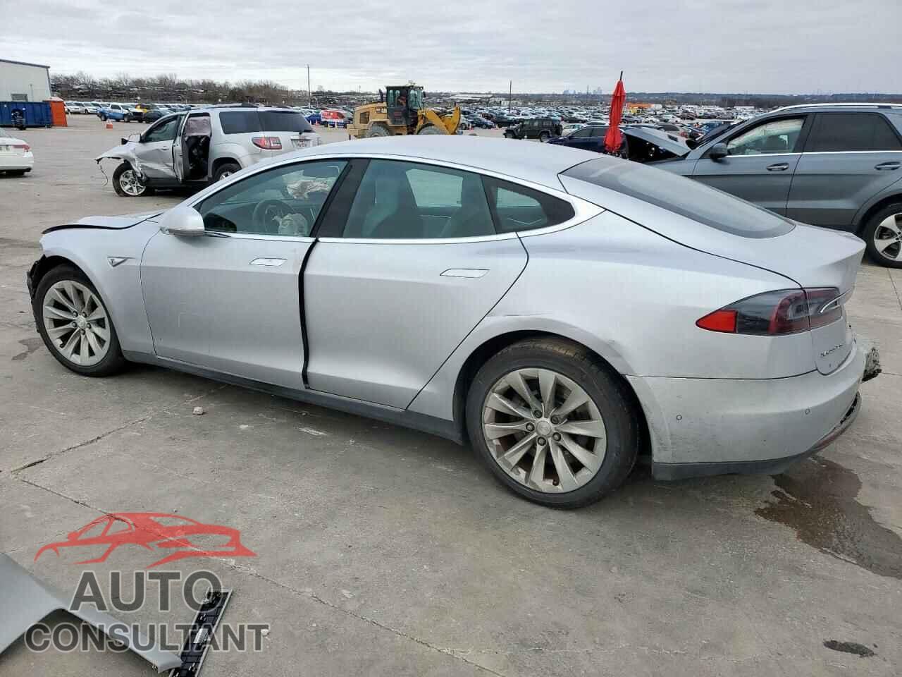 TESLA MODEL S 2016 - 5YJSA1E26GF134156
