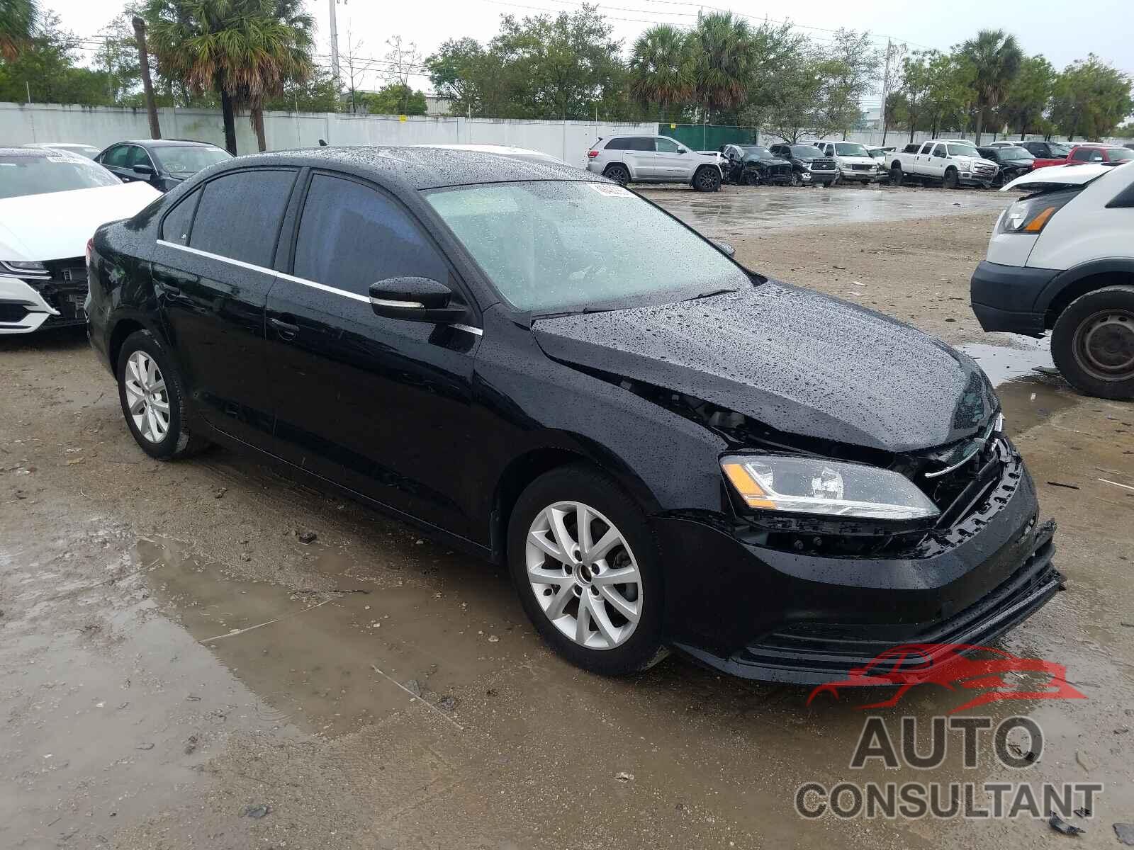 VOLKSWAGEN JETTA 2017 - 3VWDB7AJ7HM305139