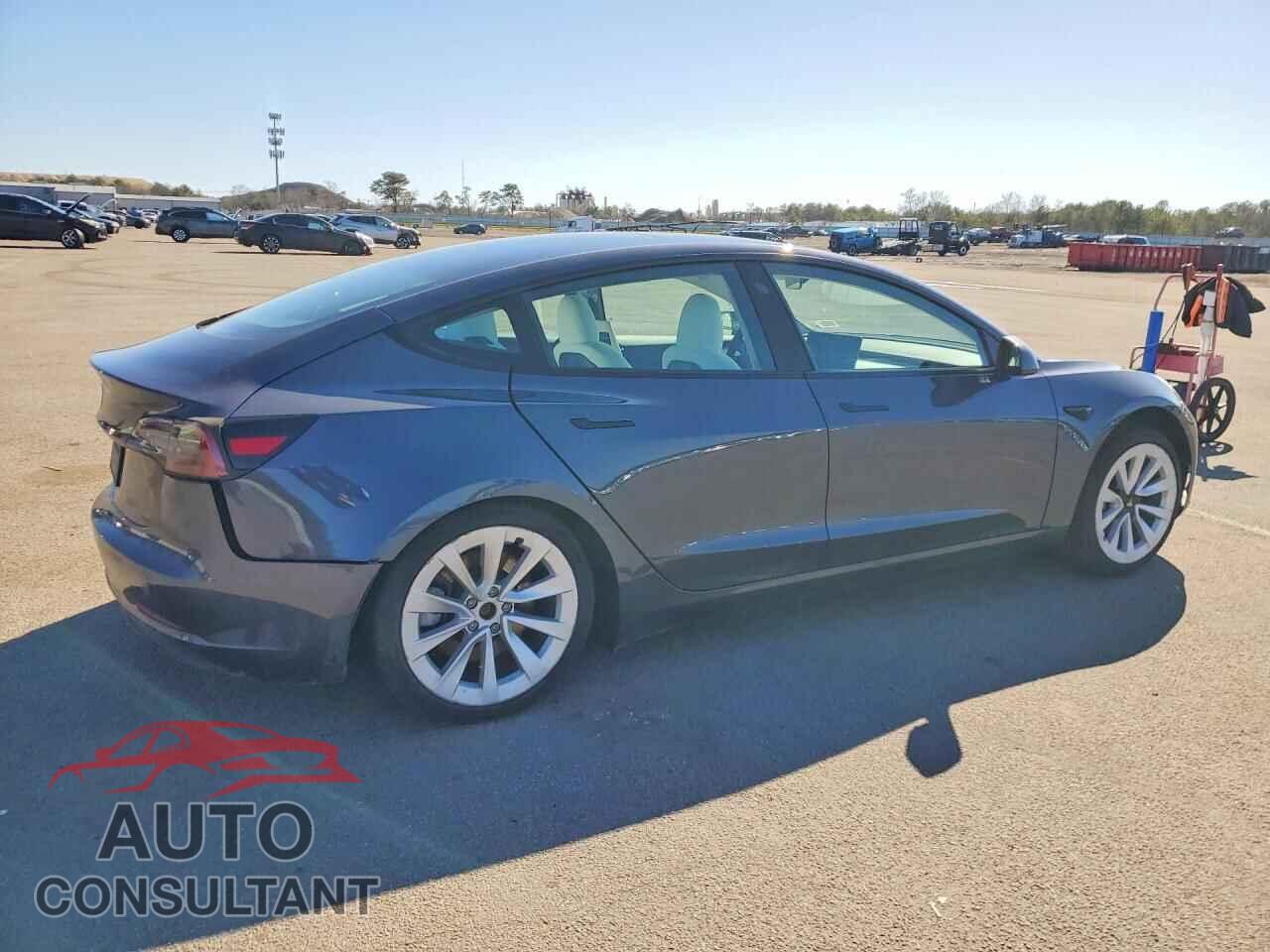 TESLA MODEL 3 2023 - 5YJ3E1EAXPF641027