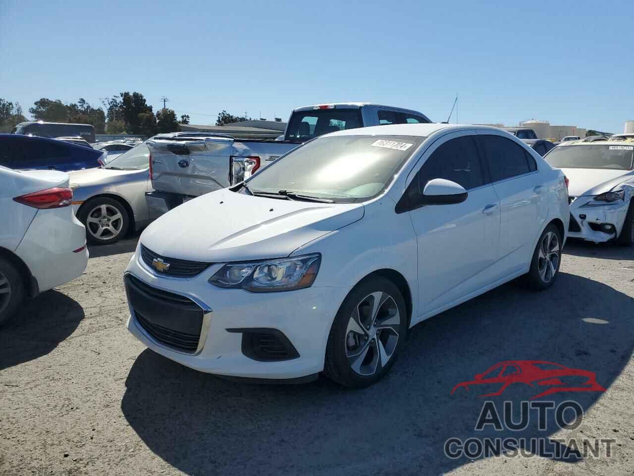 CHEVROLET SONIC 2019 - 1G1JF5SB4K4124159