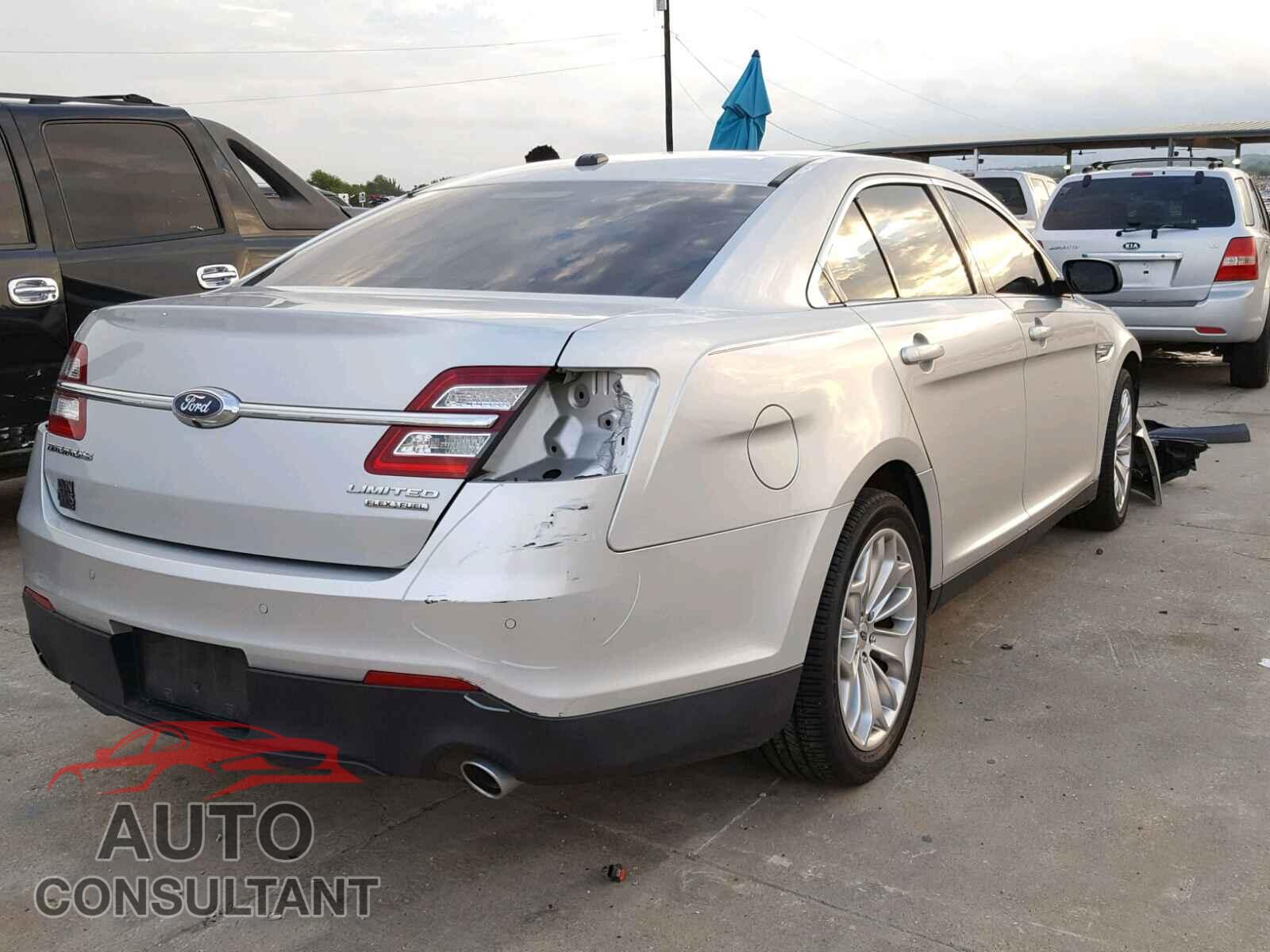 FORD TAURUS 2017 - 1FAHP2F87HG102492
