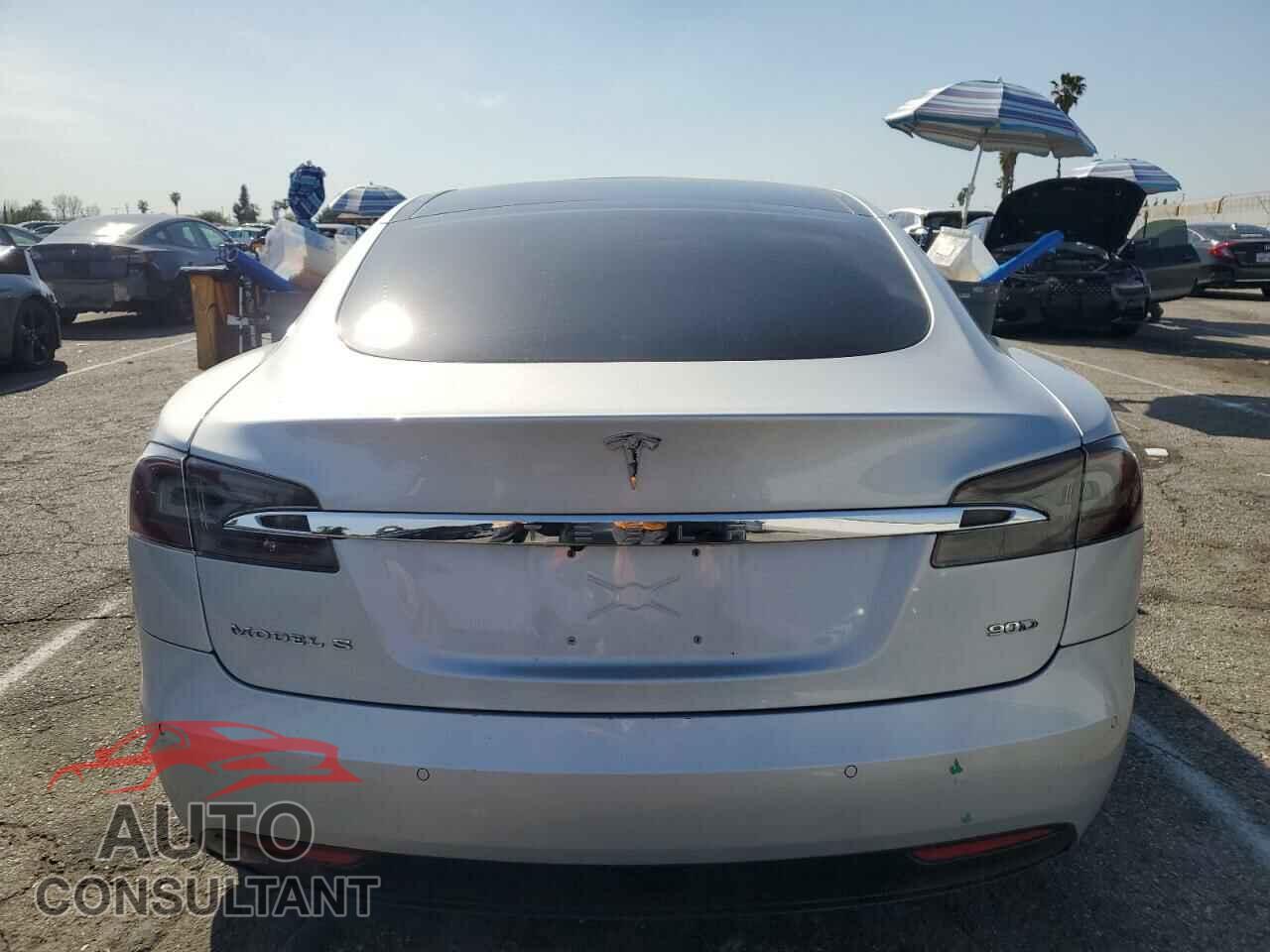 TESLA MODEL S 2016 - 5YJSA1E2XGF155351